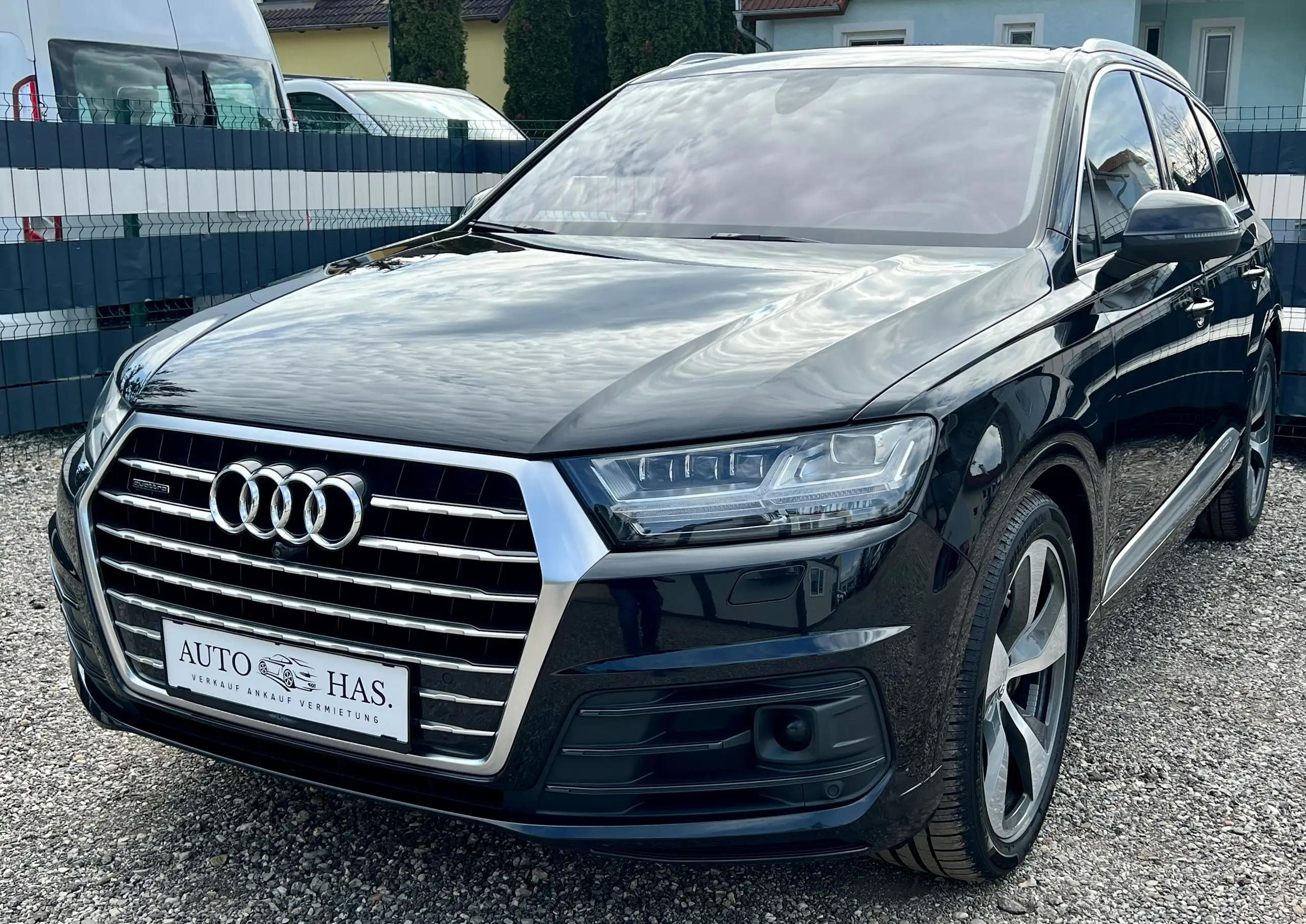 Audi - Q7