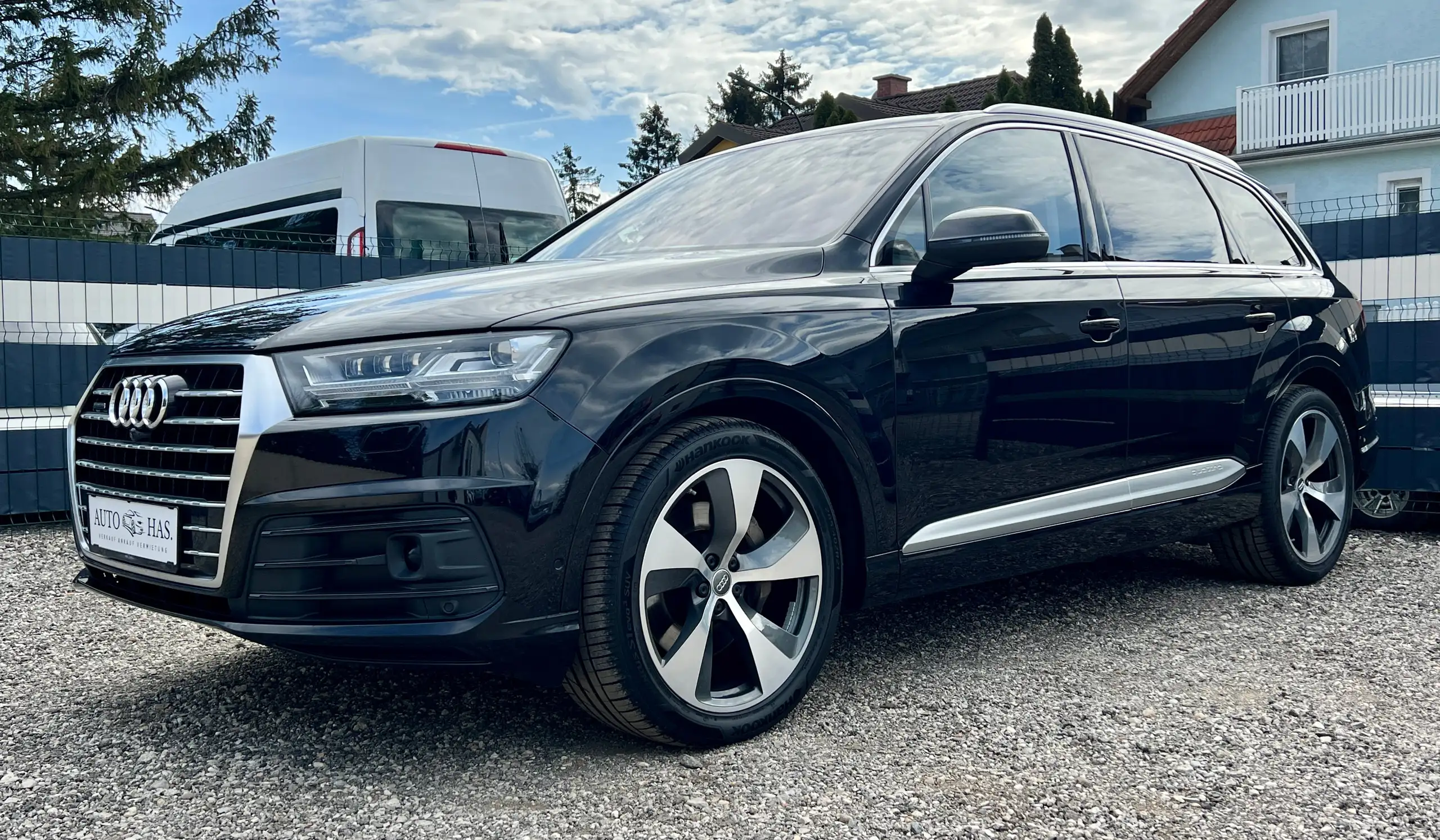 Audi - Q7