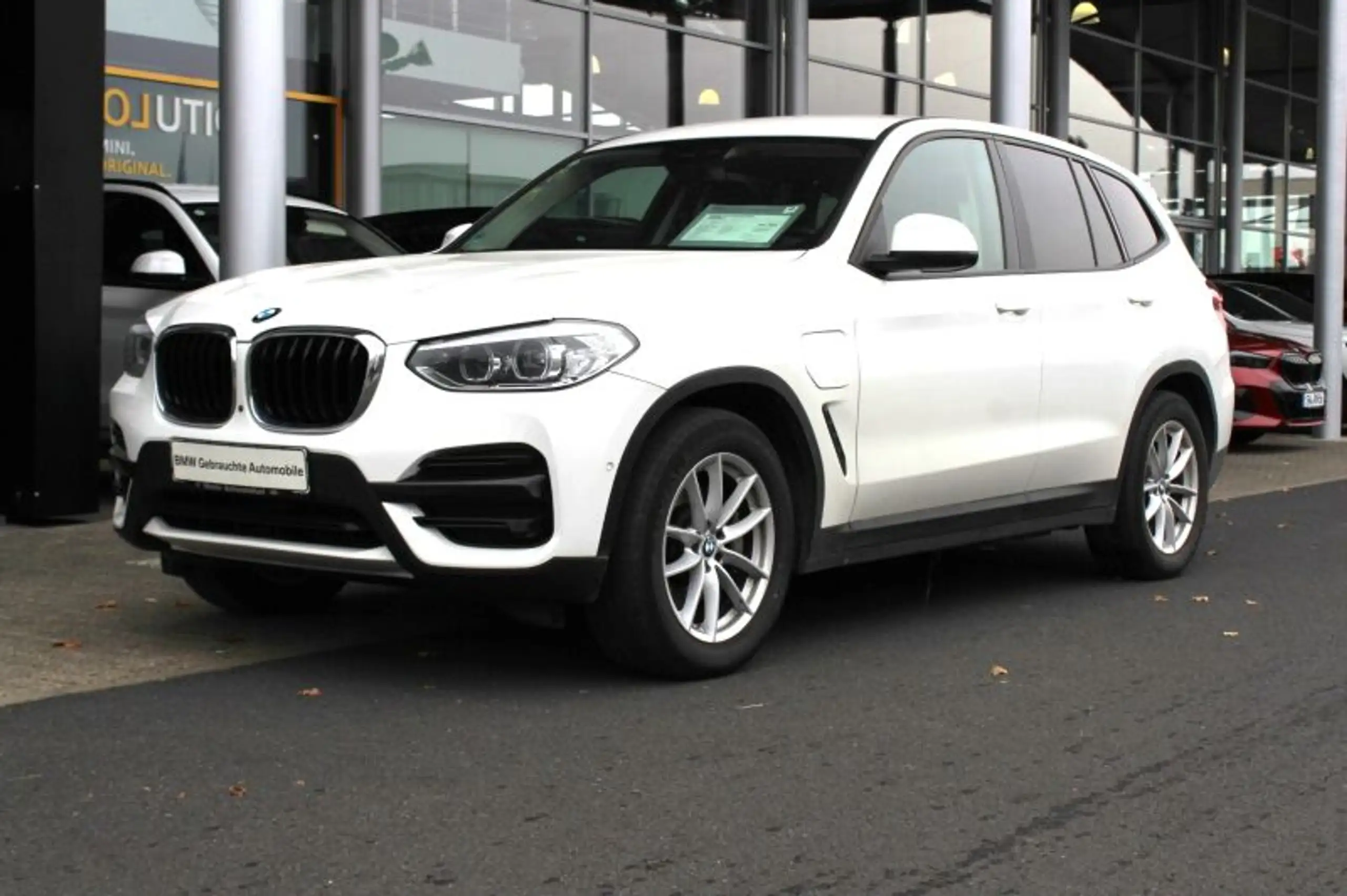 BMW - X3