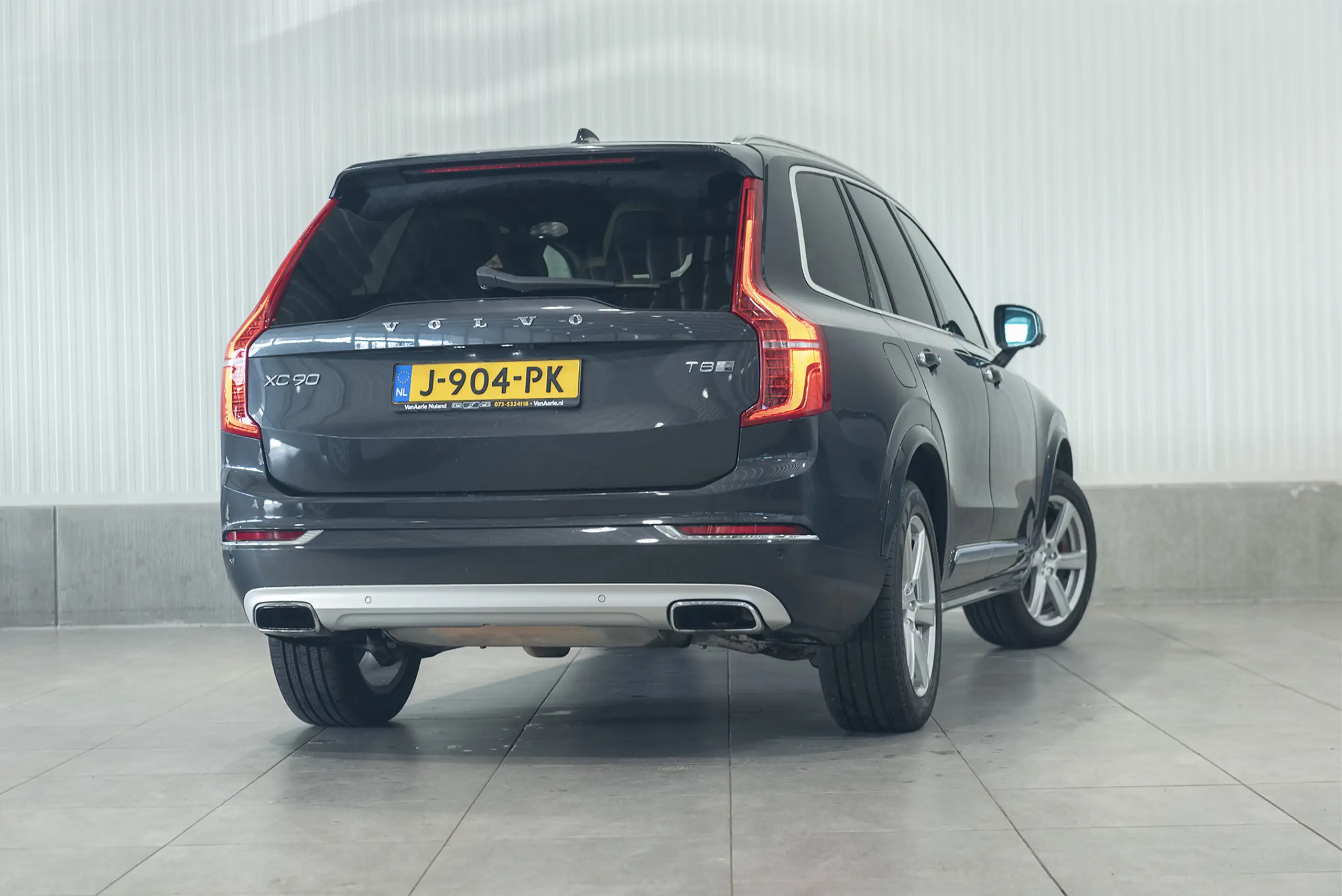 Volvo - XC90