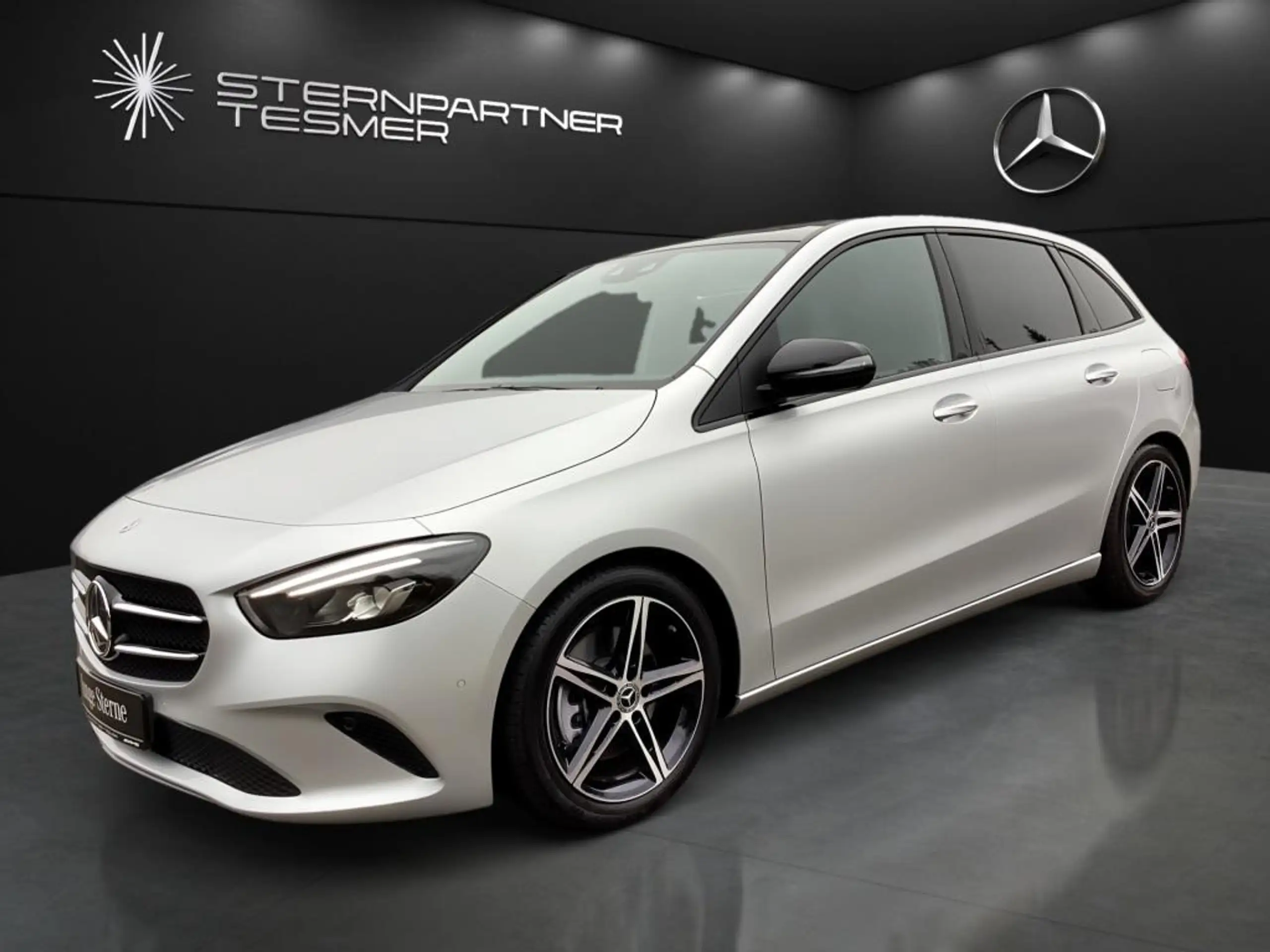 Mercedes-Benz B 250 2022