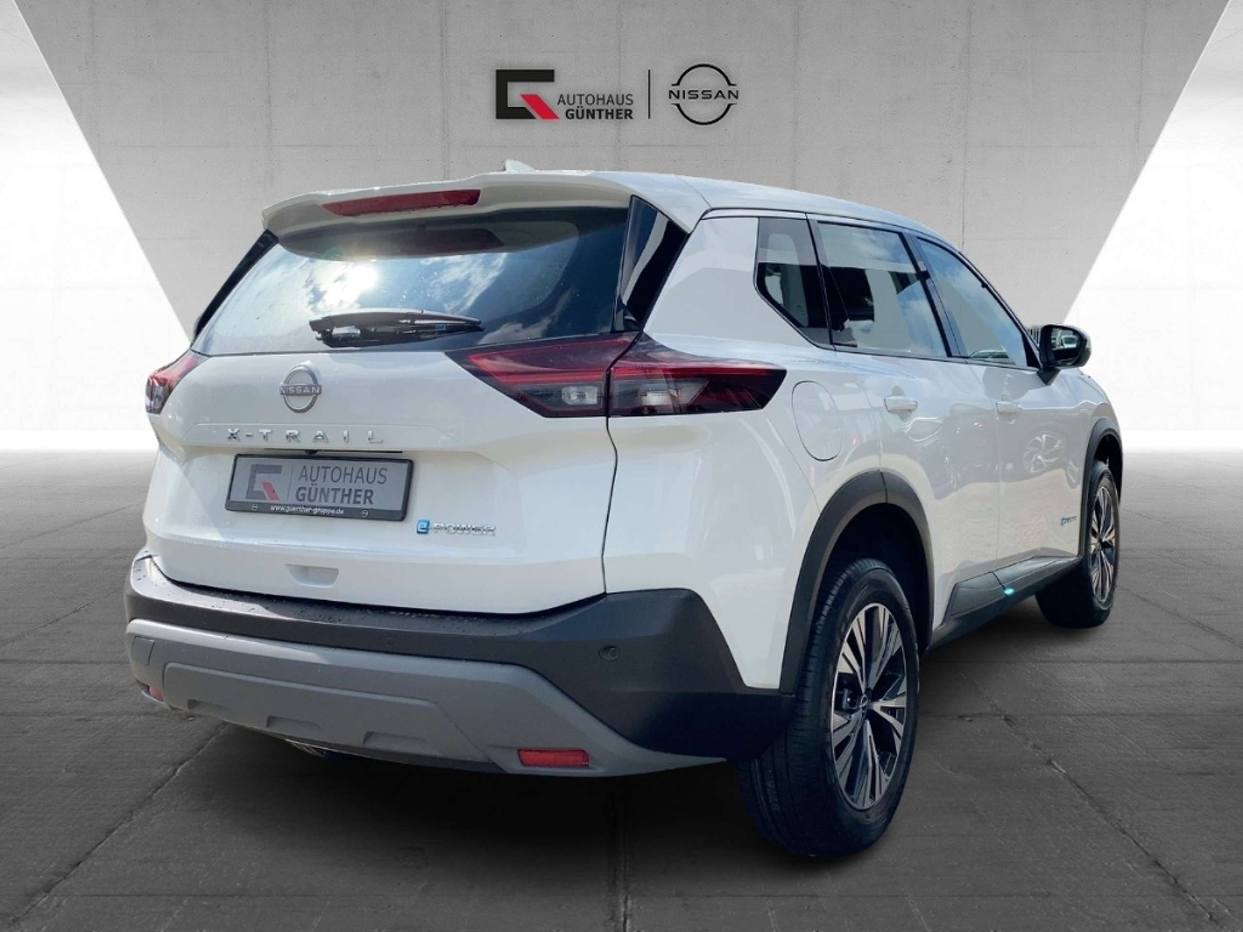 Nissan - X-Trail