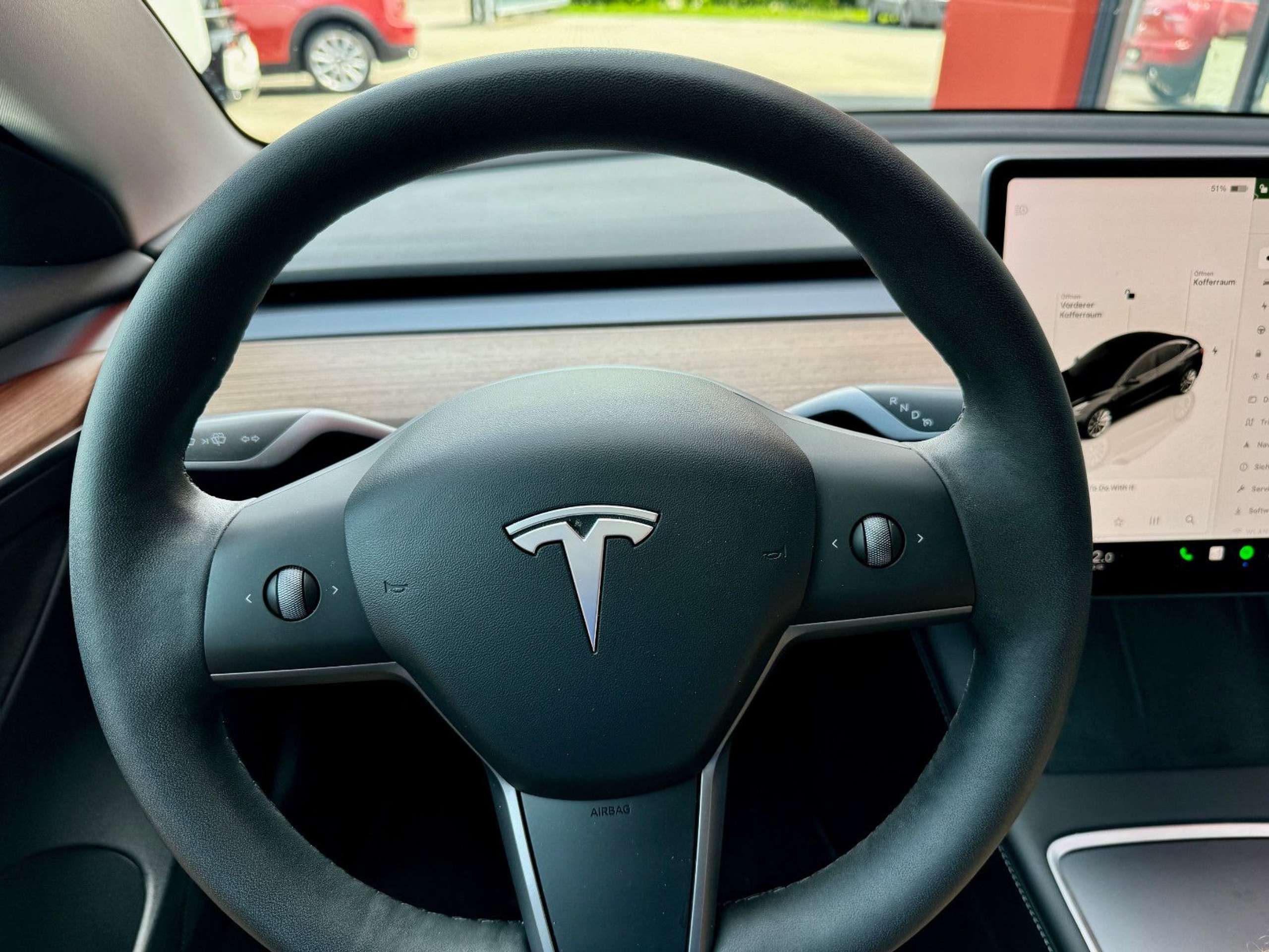 Tesla - Model 3