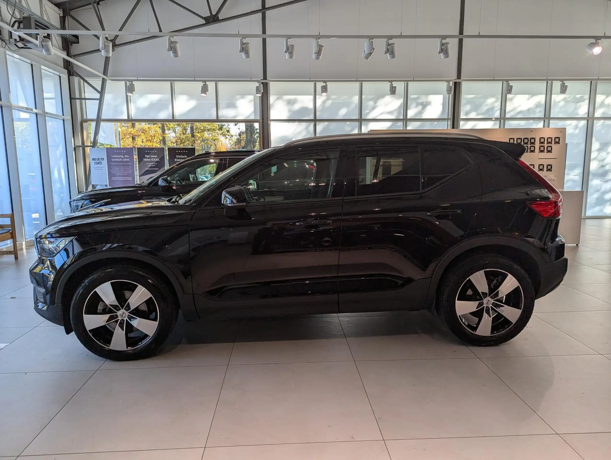 Volvo - XC40