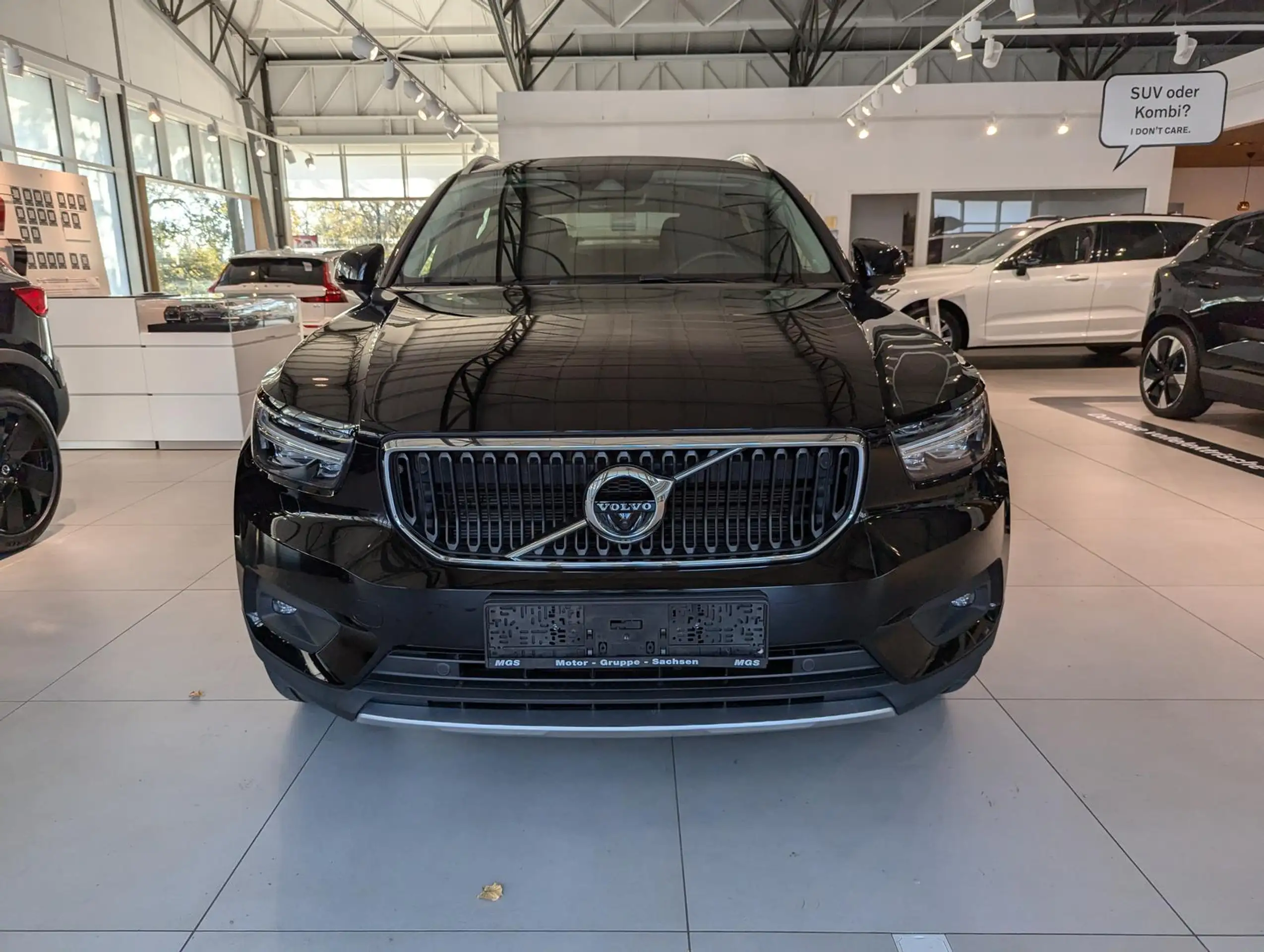 Volvo - XC40