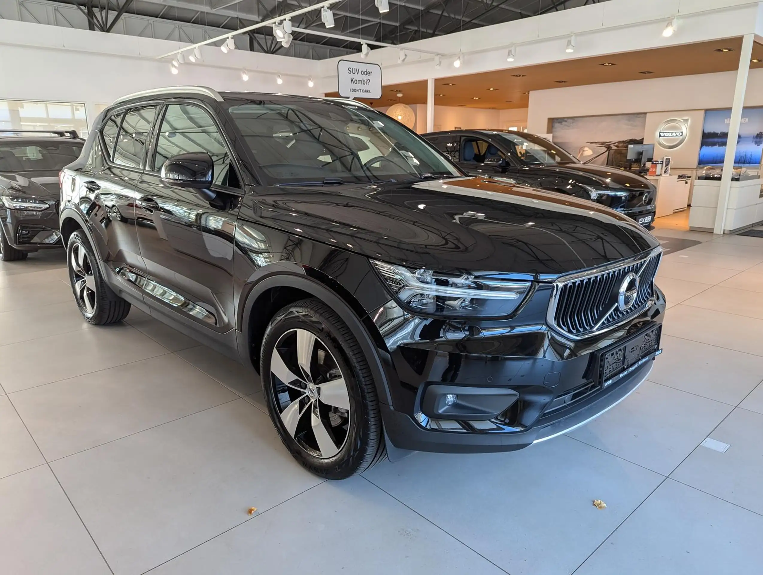 Volvo - XC40