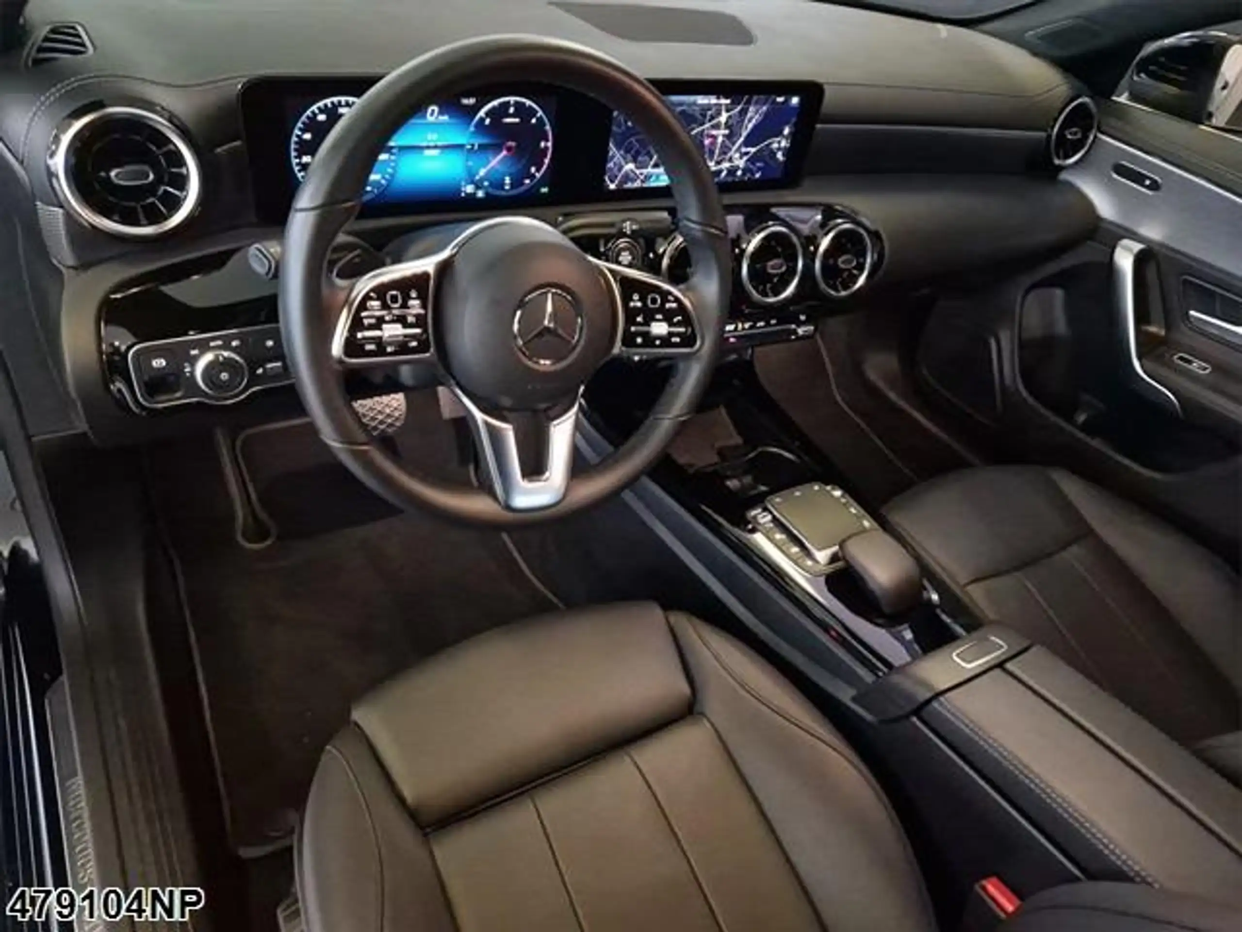 Mercedes-Benz - CLA 220