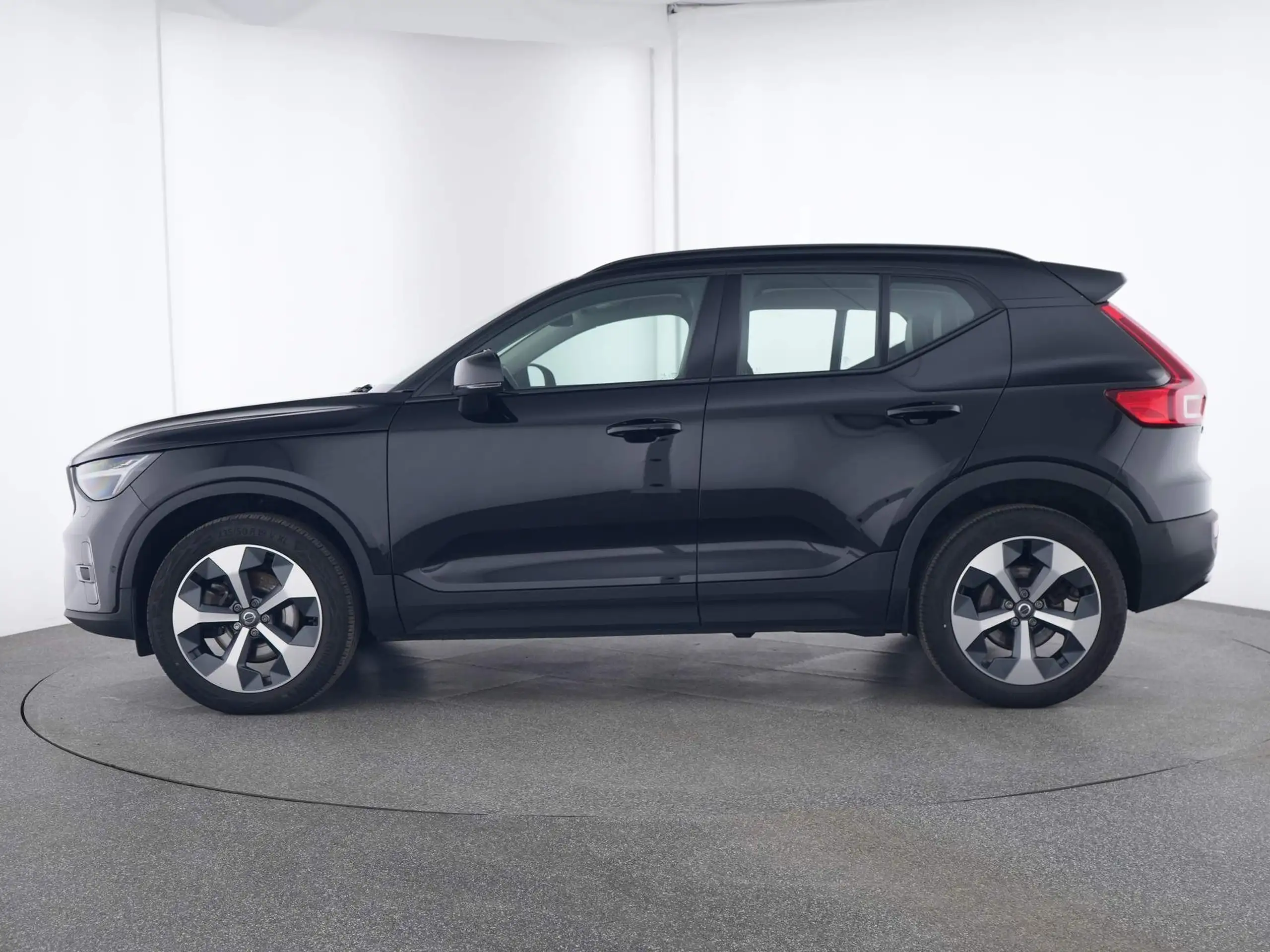 Volvo - XC40