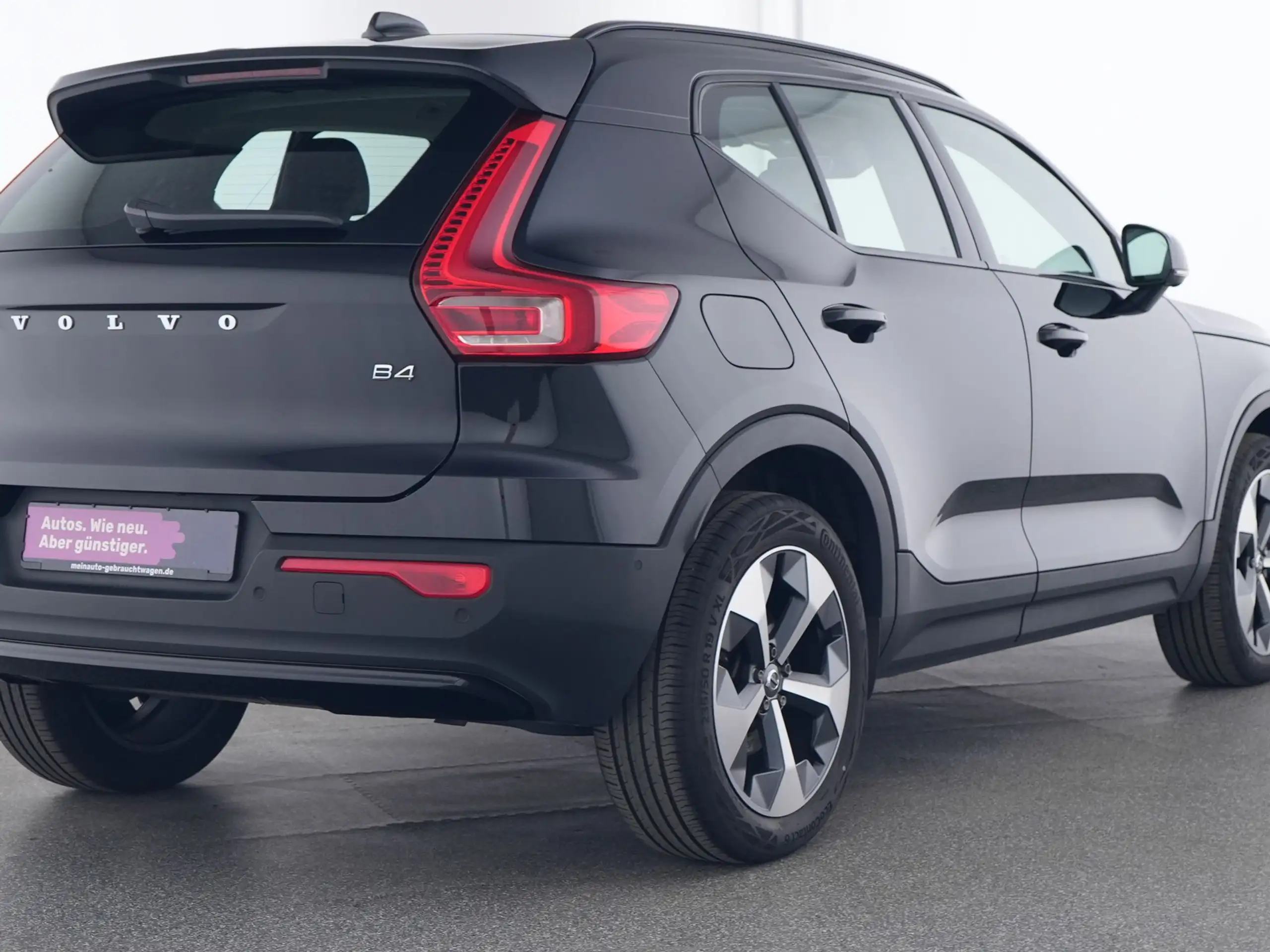 Volvo - XC40