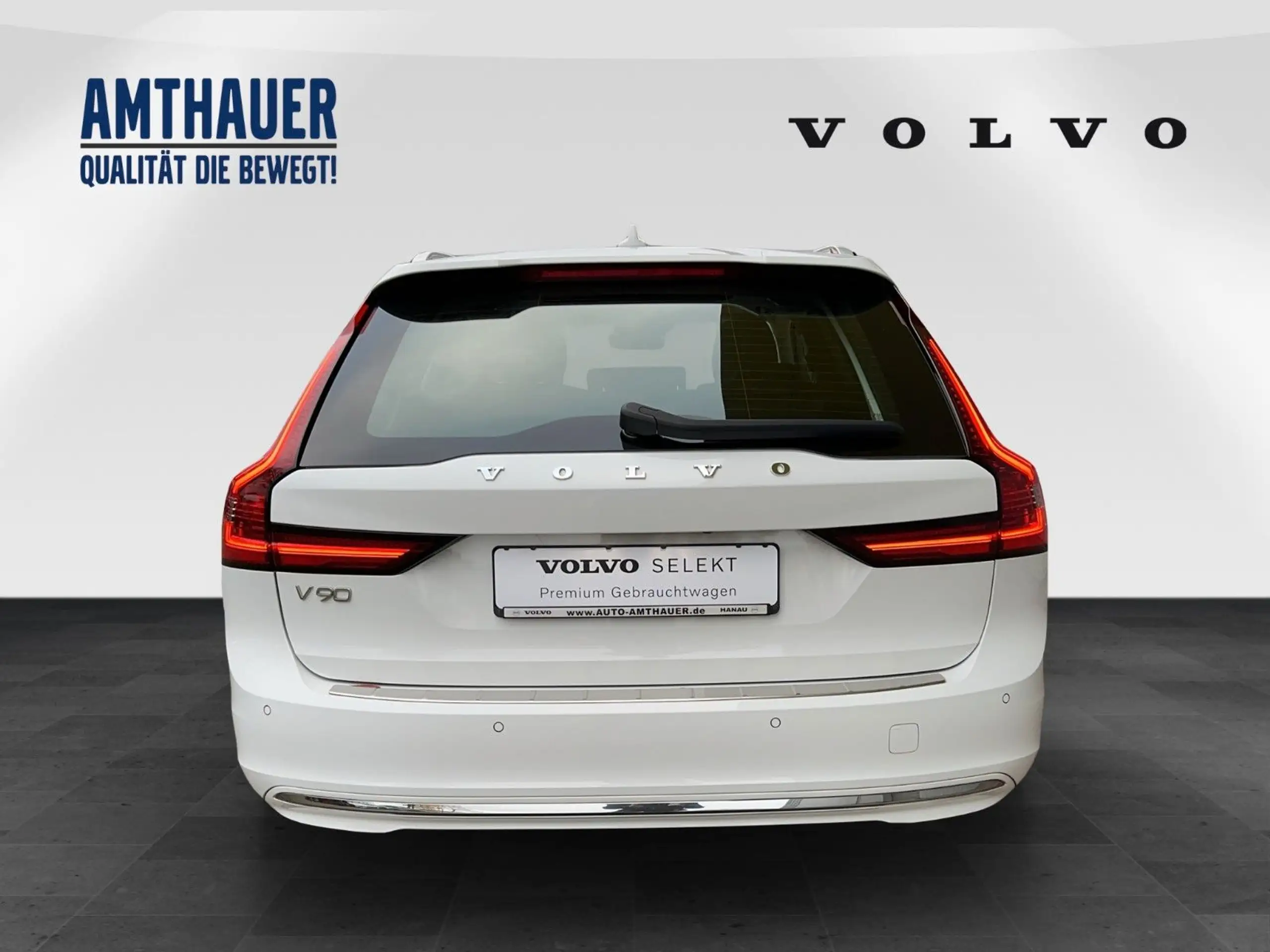 Volvo - V90