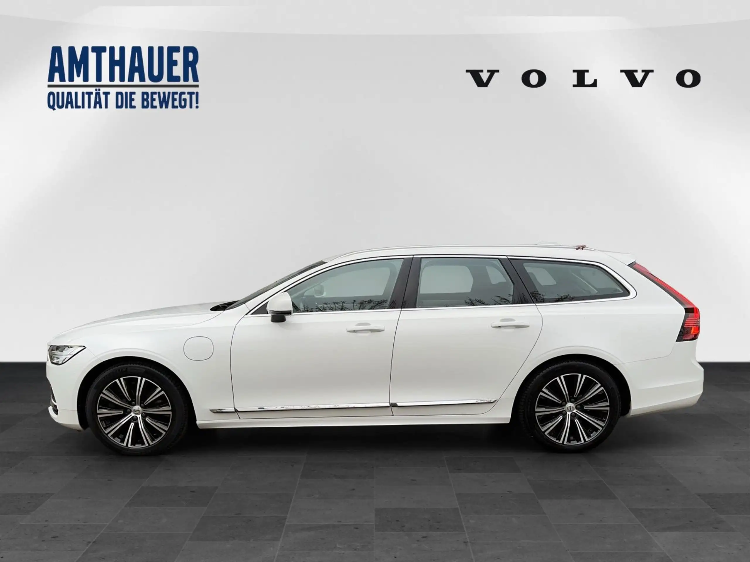 Volvo - V90