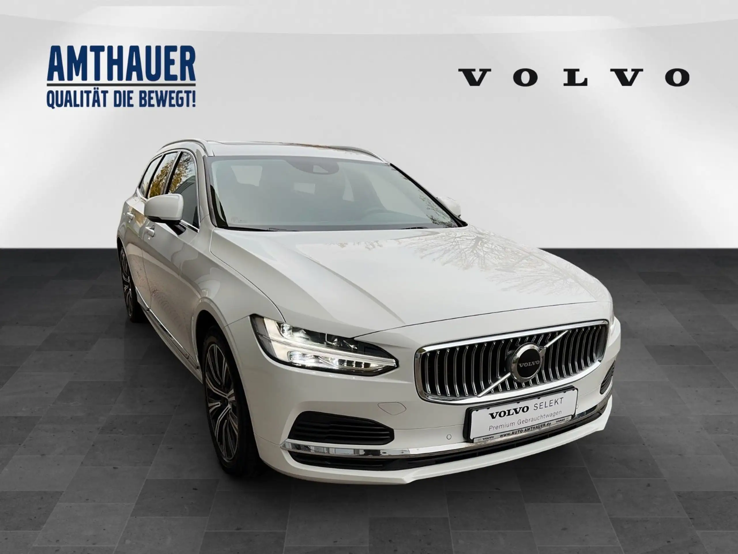 Volvo - V90