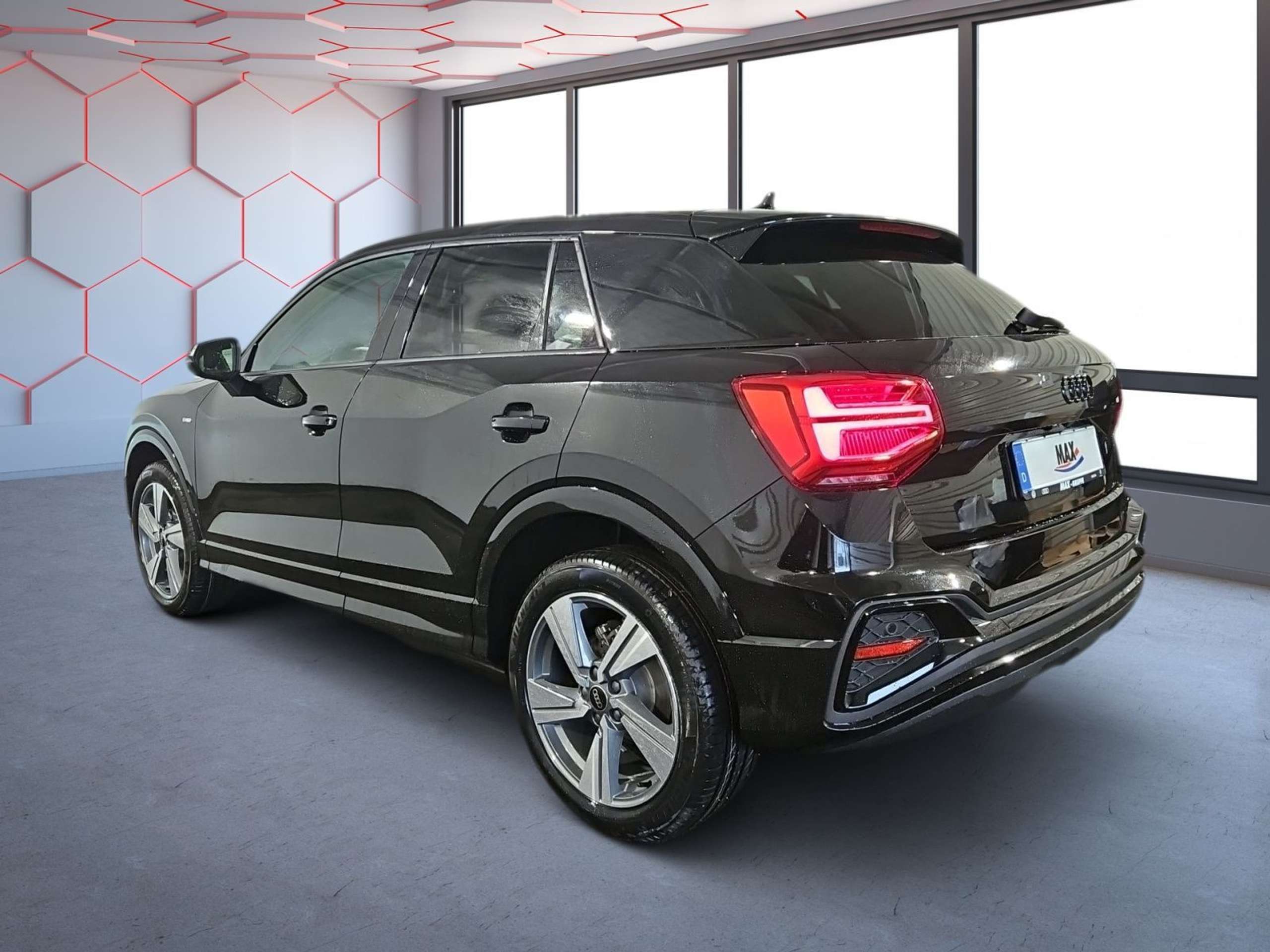 Audi - Q2