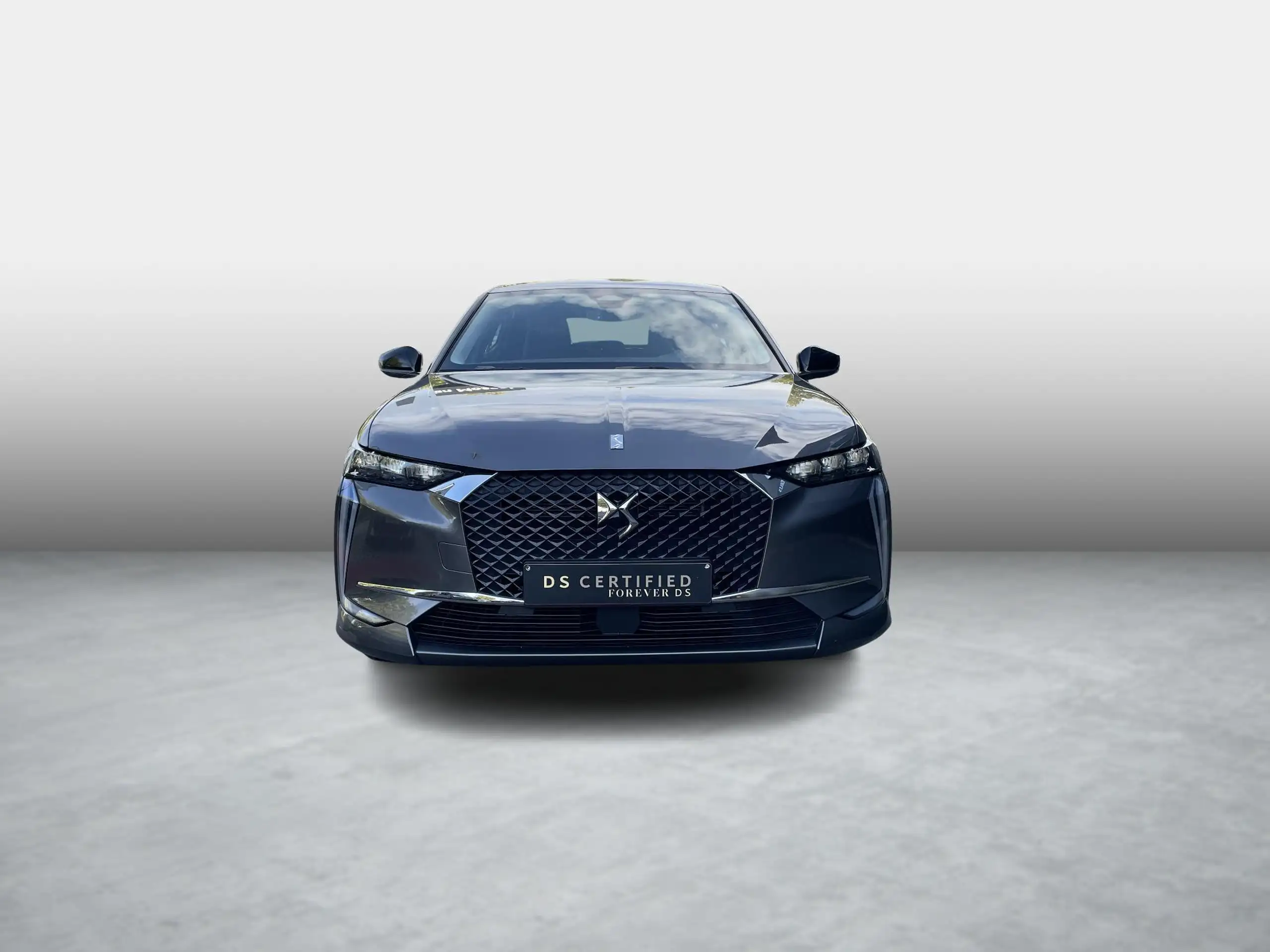 DS Automobiles - DS 4