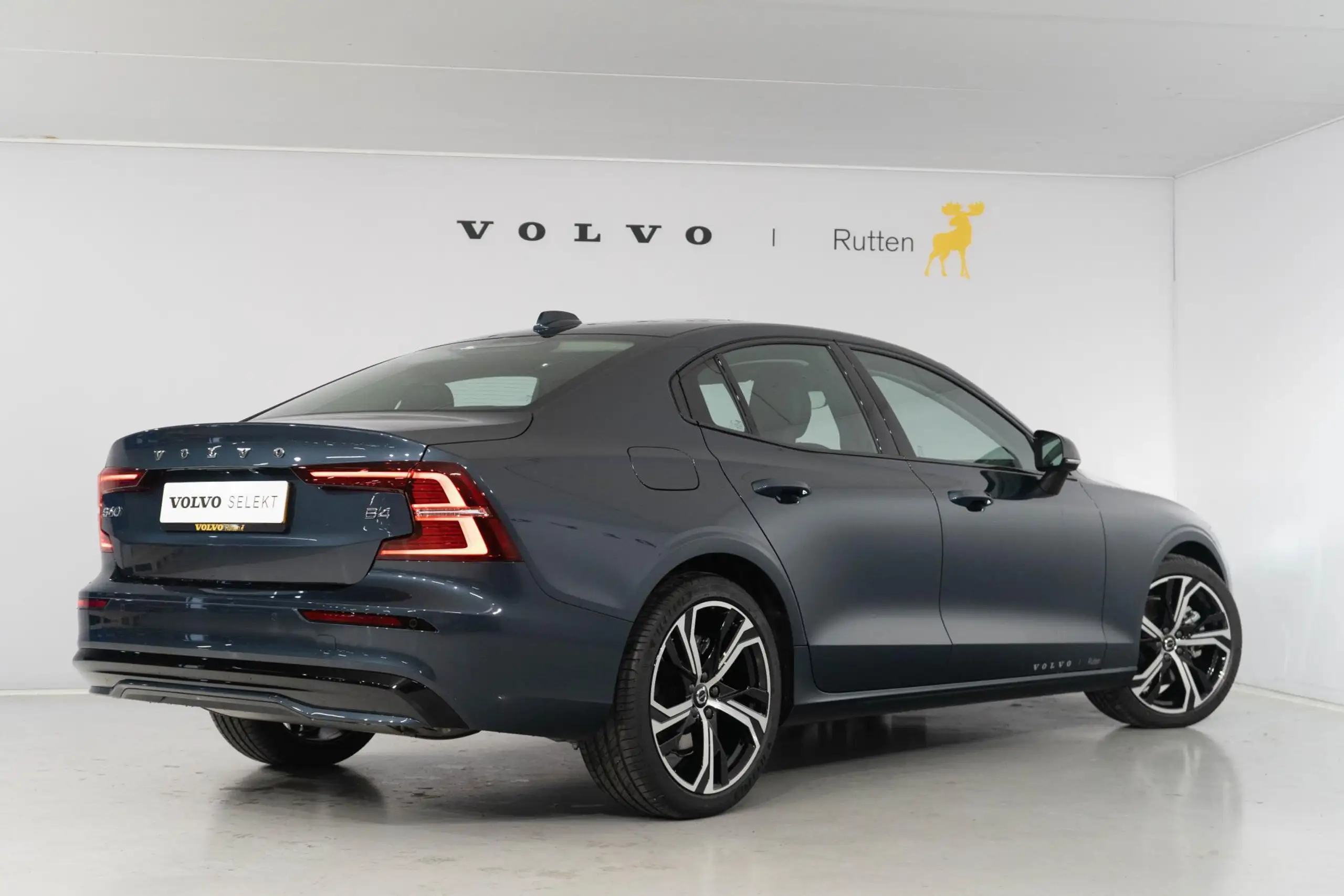 Volvo - S60