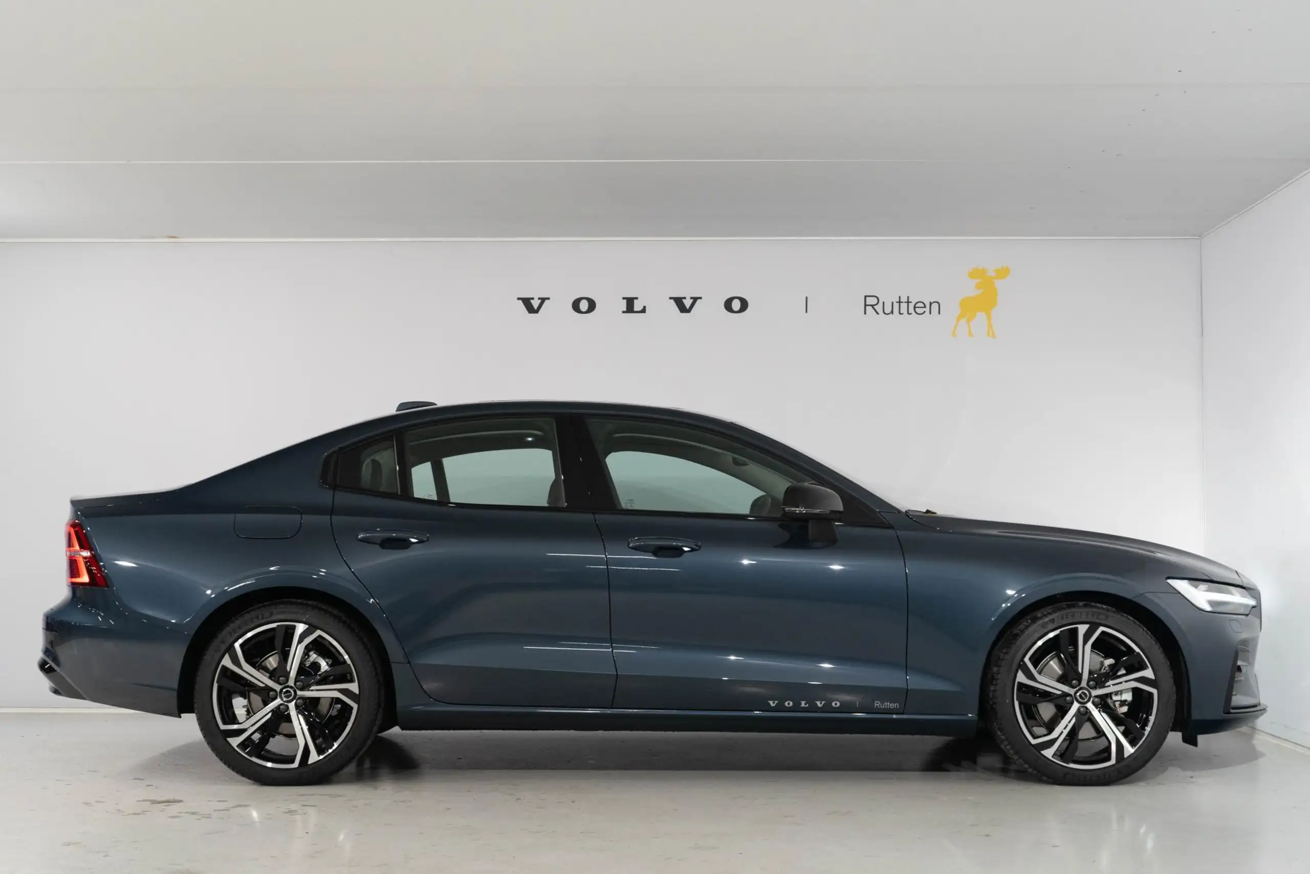 Volvo - S60