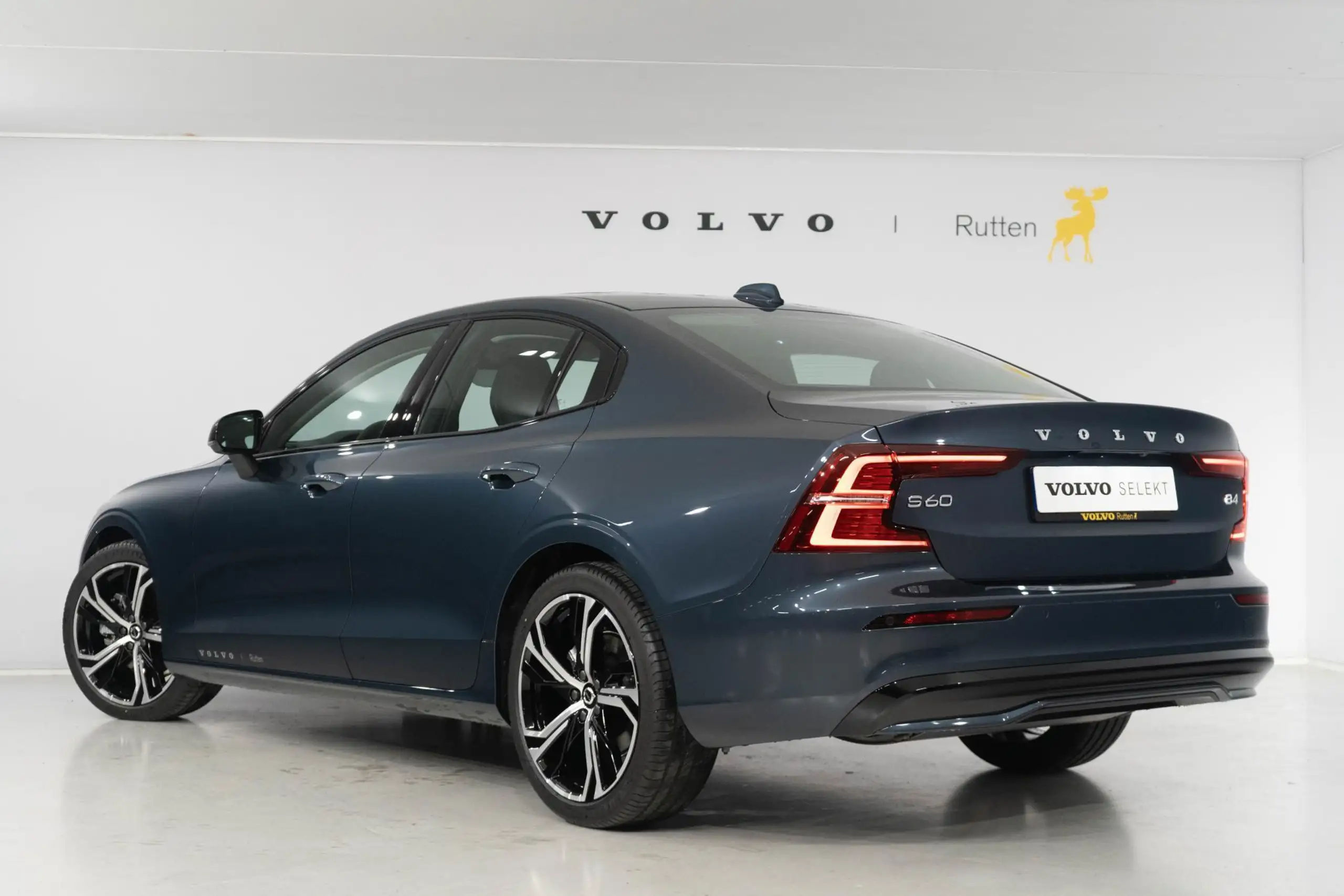 Volvo - S60