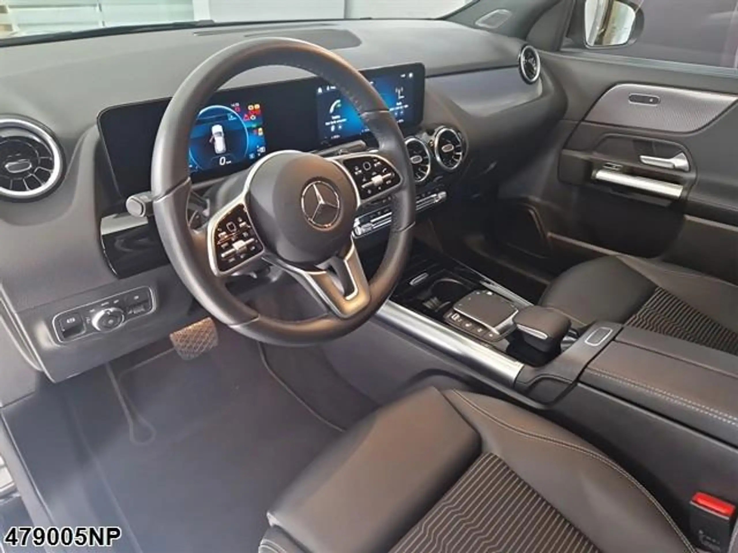 Mercedes-Benz - GLA 200