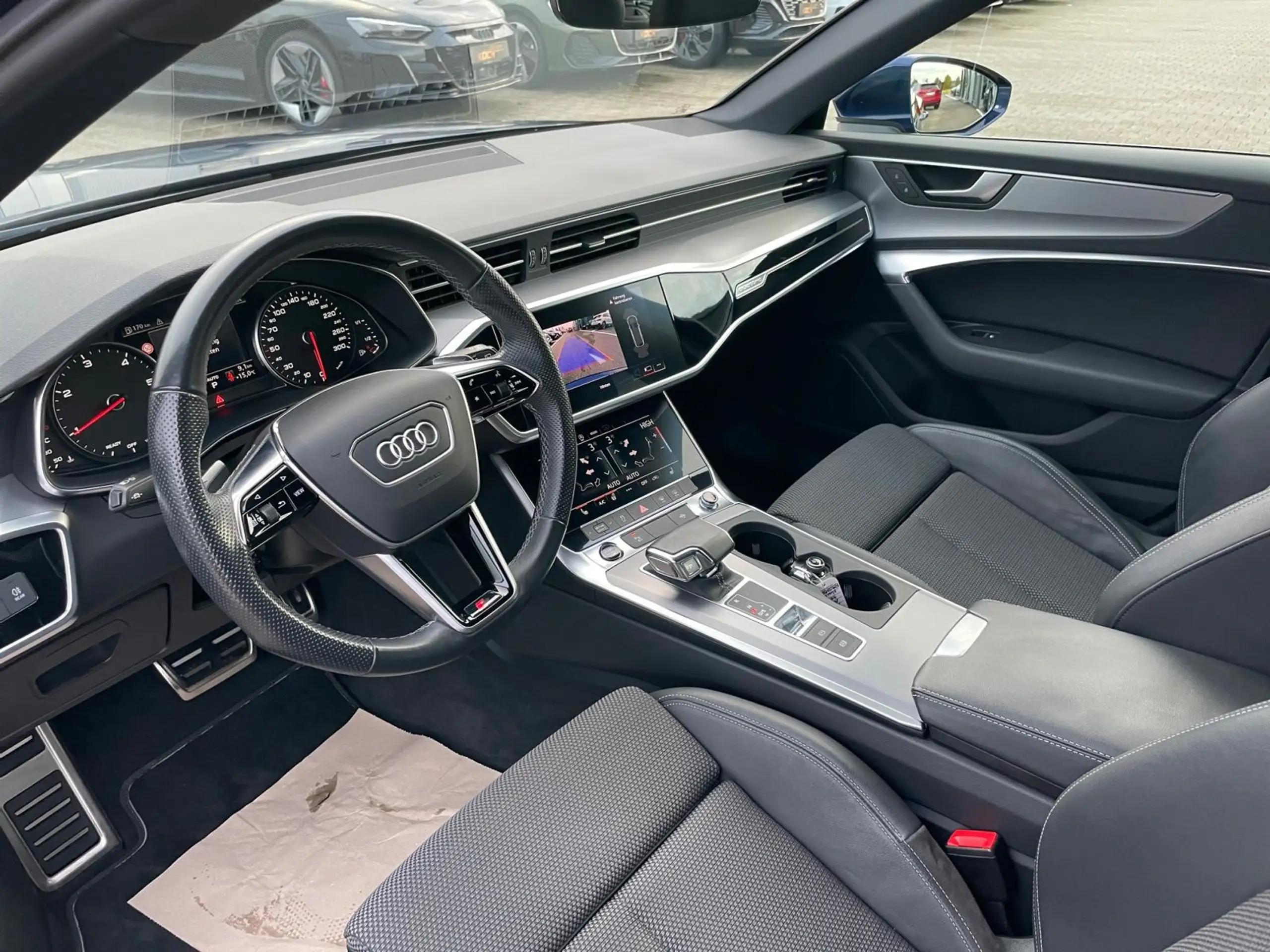 Audi - A6