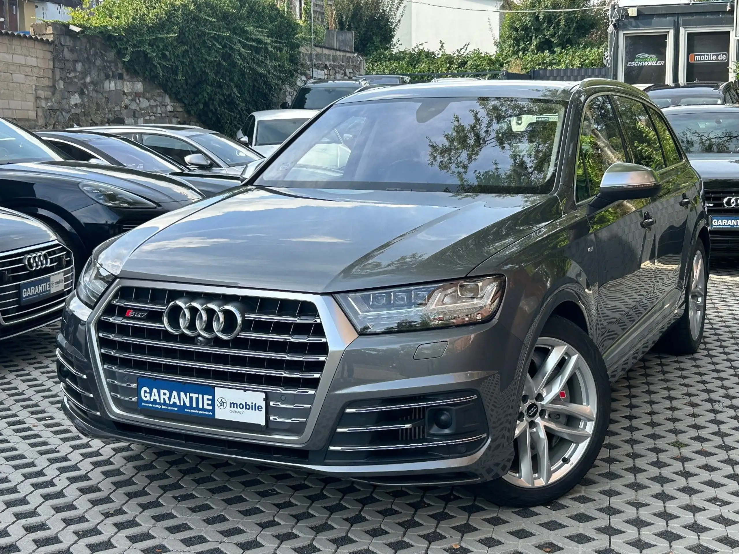 Audi - SQ7