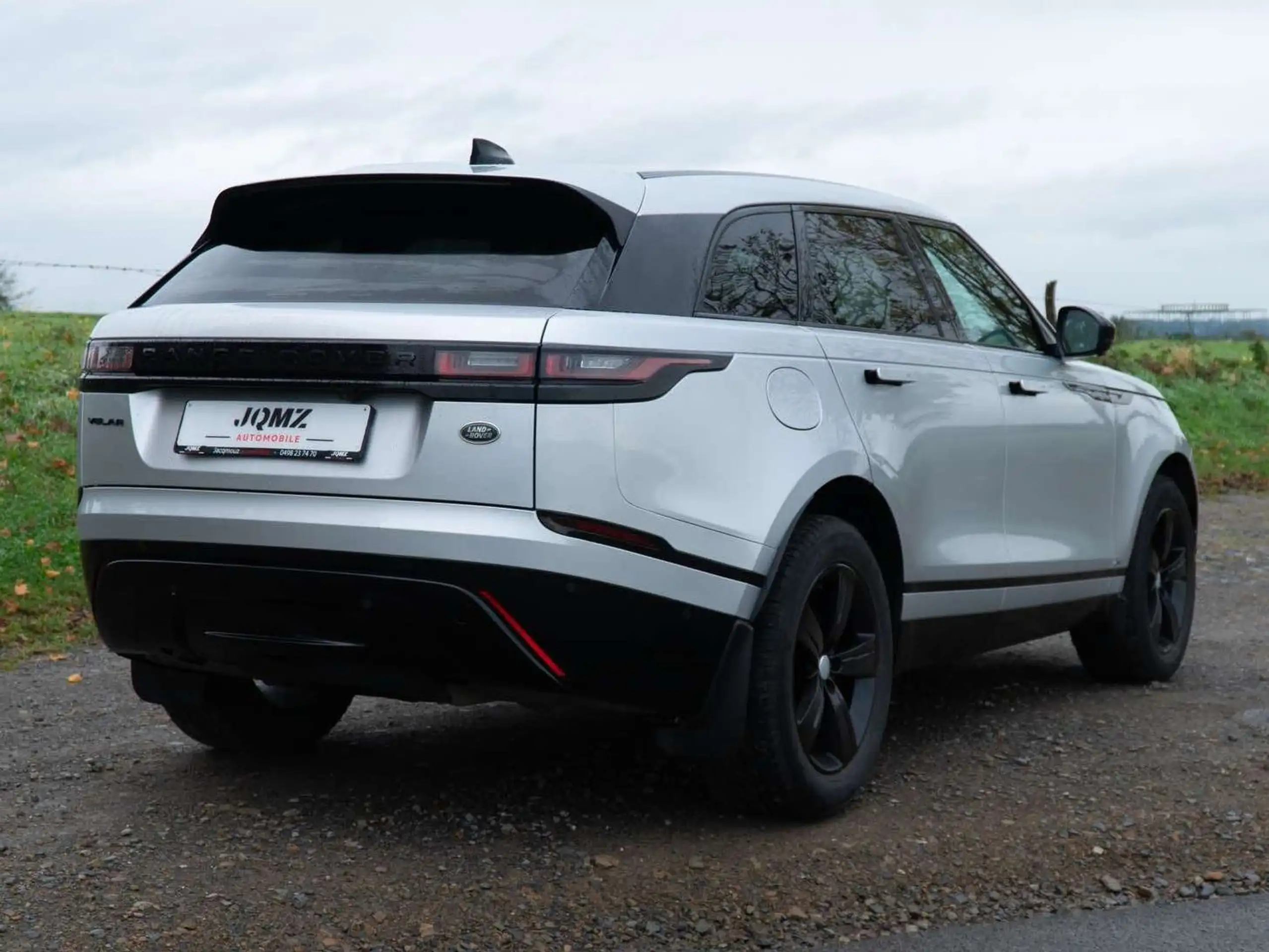 Land Rover - Range Rover Velar