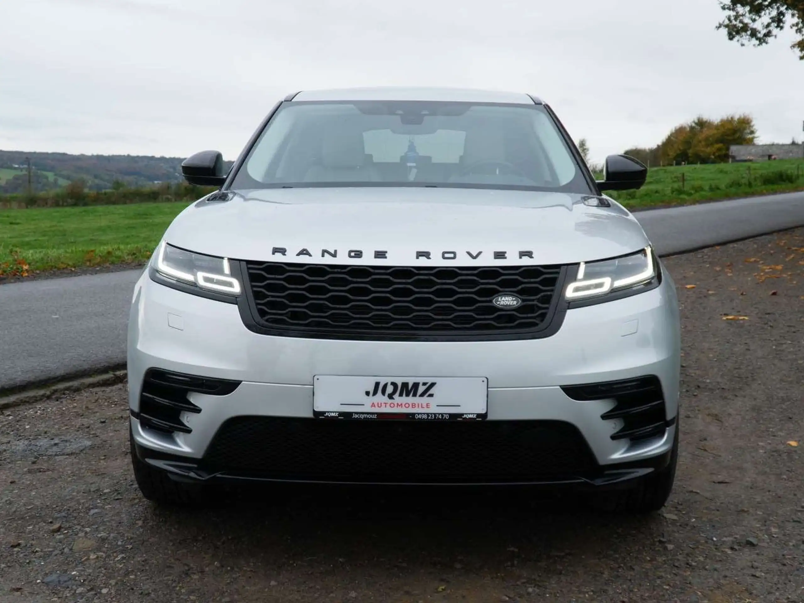 Land Rover - Range Rover Velar