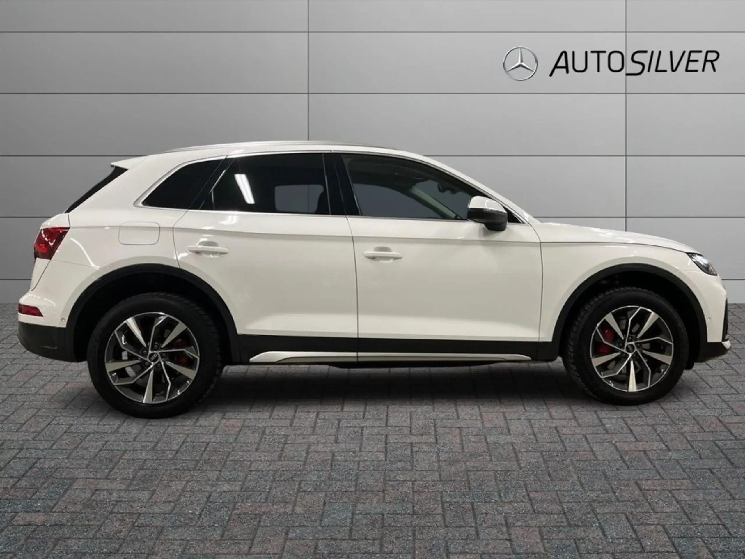 Audi - Q5