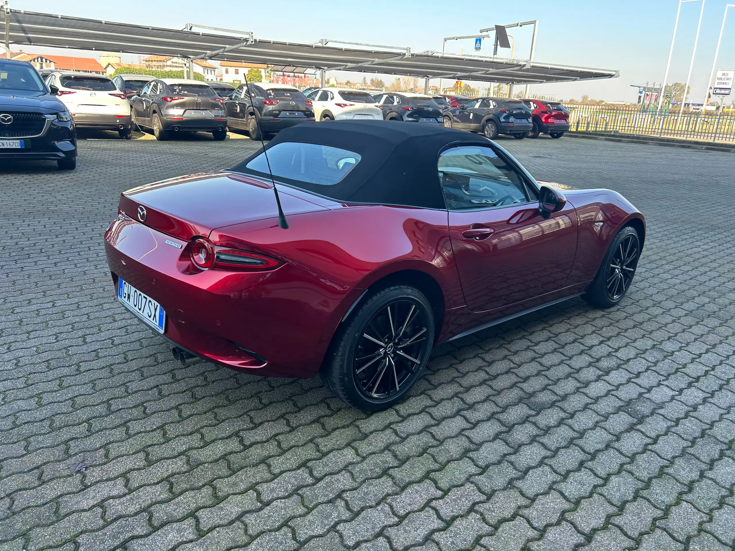 Mazda - MX-5