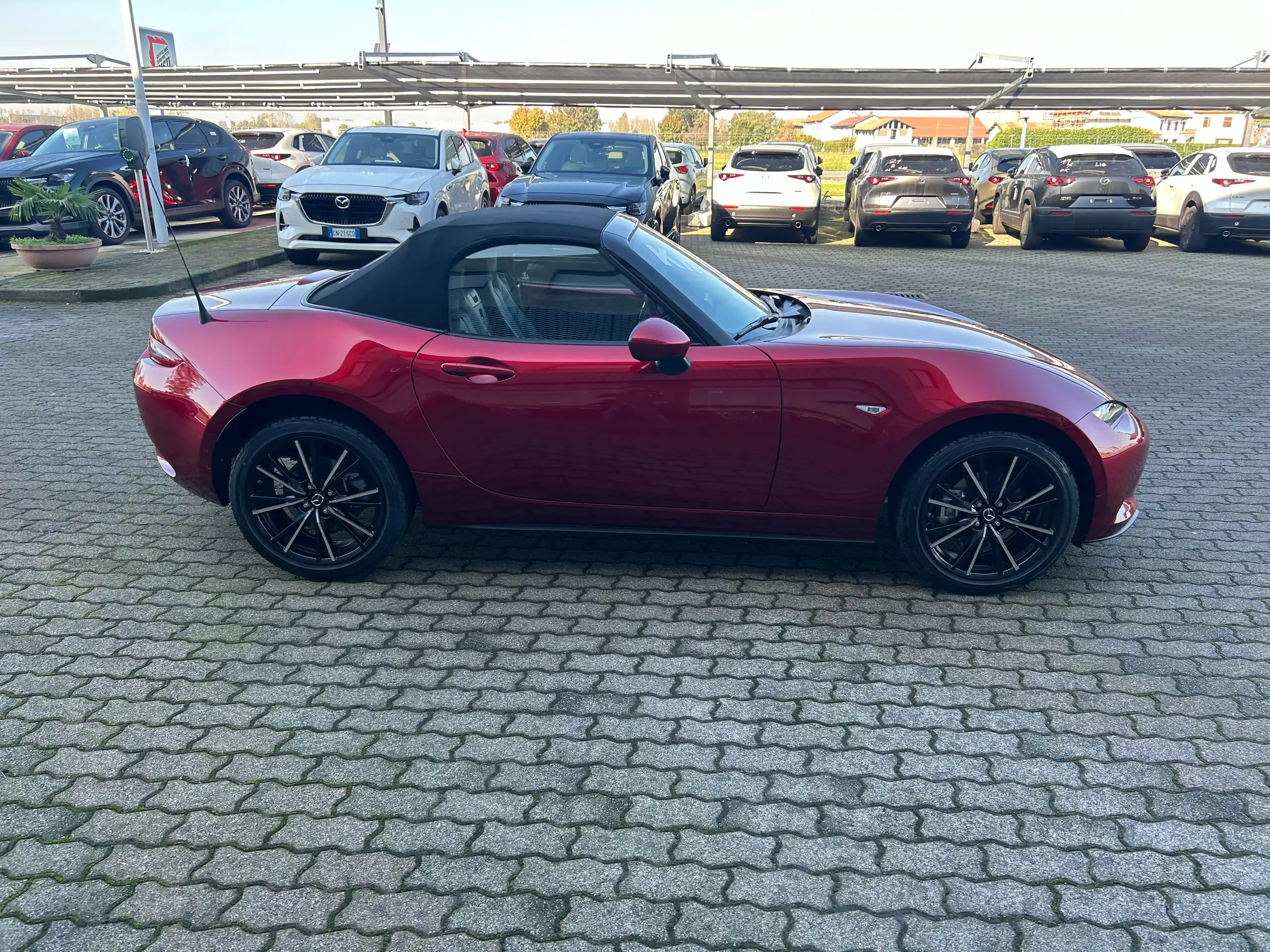 Mazda - MX-5