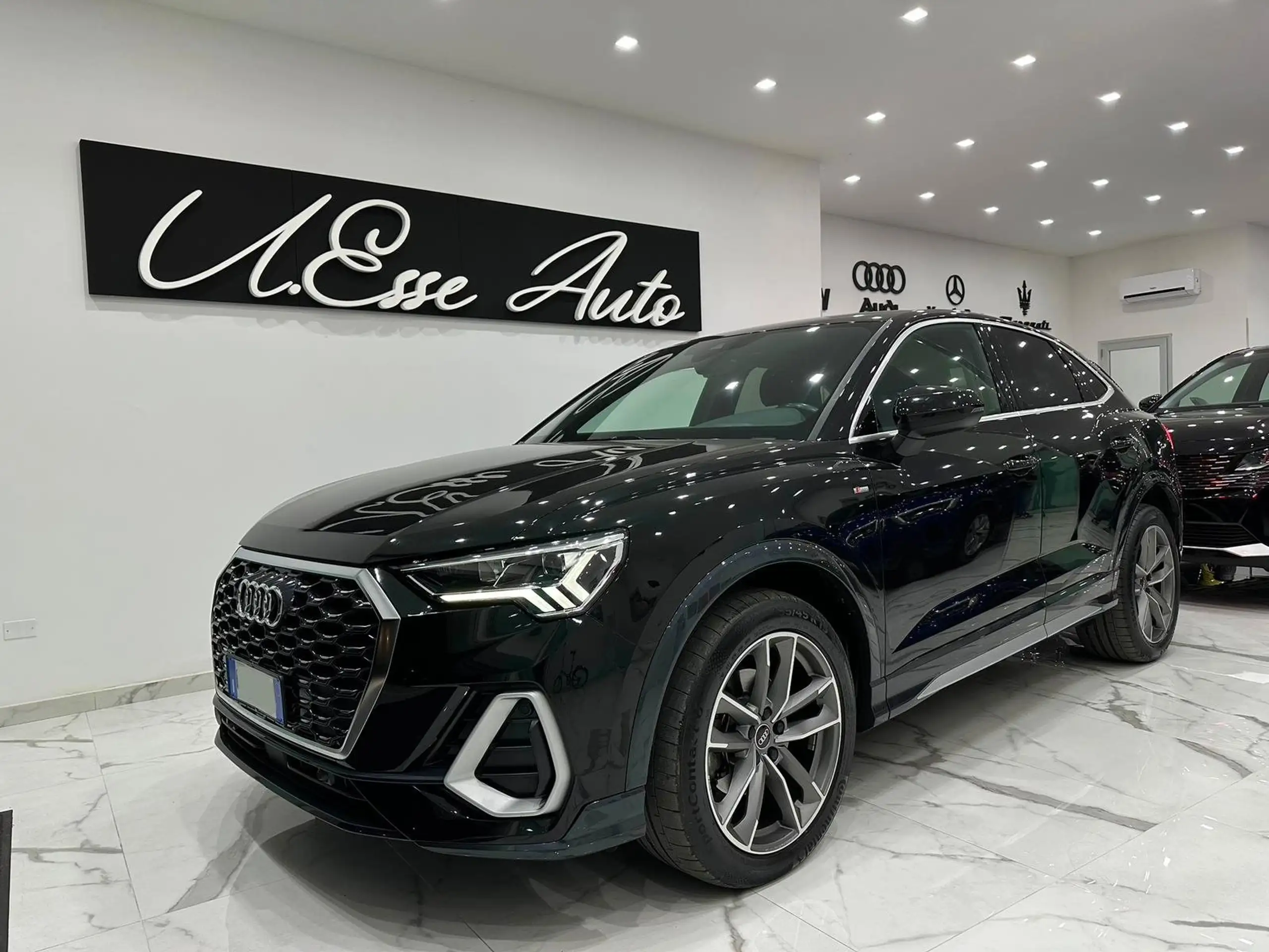 Audi - Q3