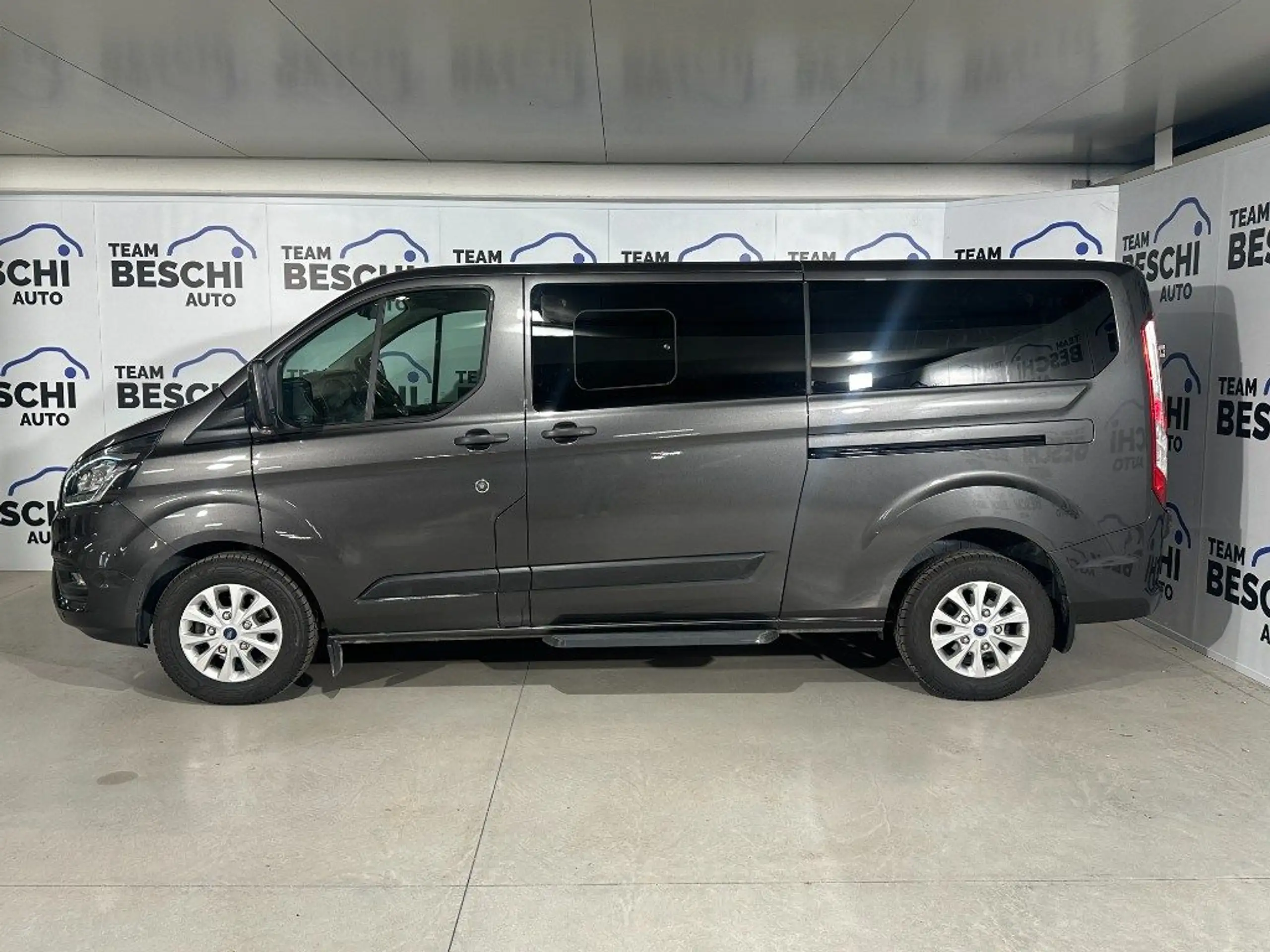 Ford - Transit Custom