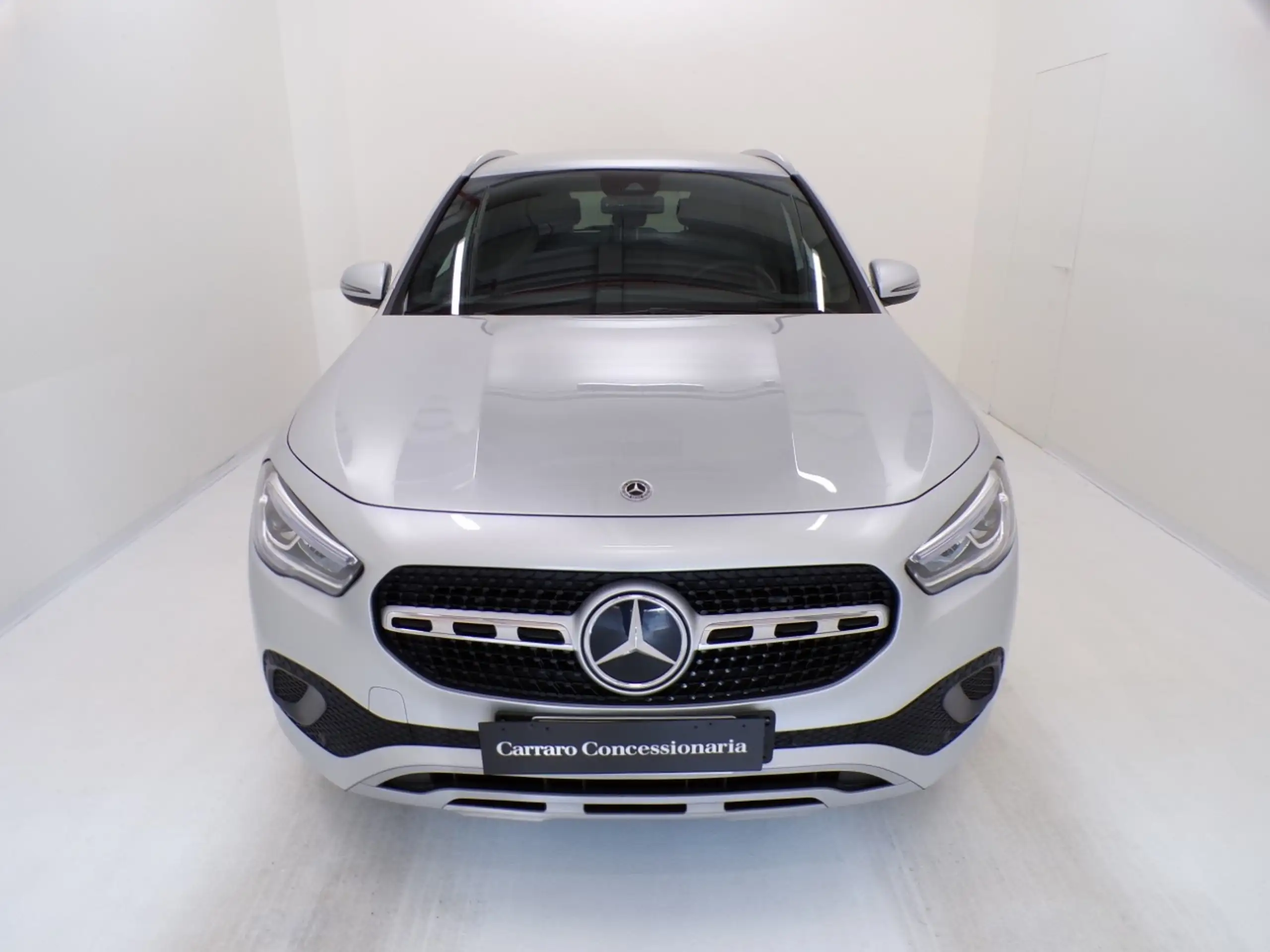 Mercedes-Benz - GLA 200