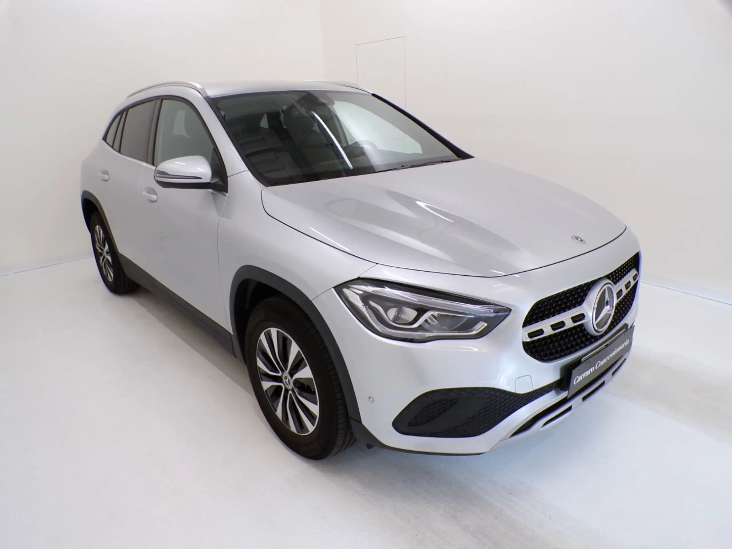 Mercedes-Benz - GLA 200