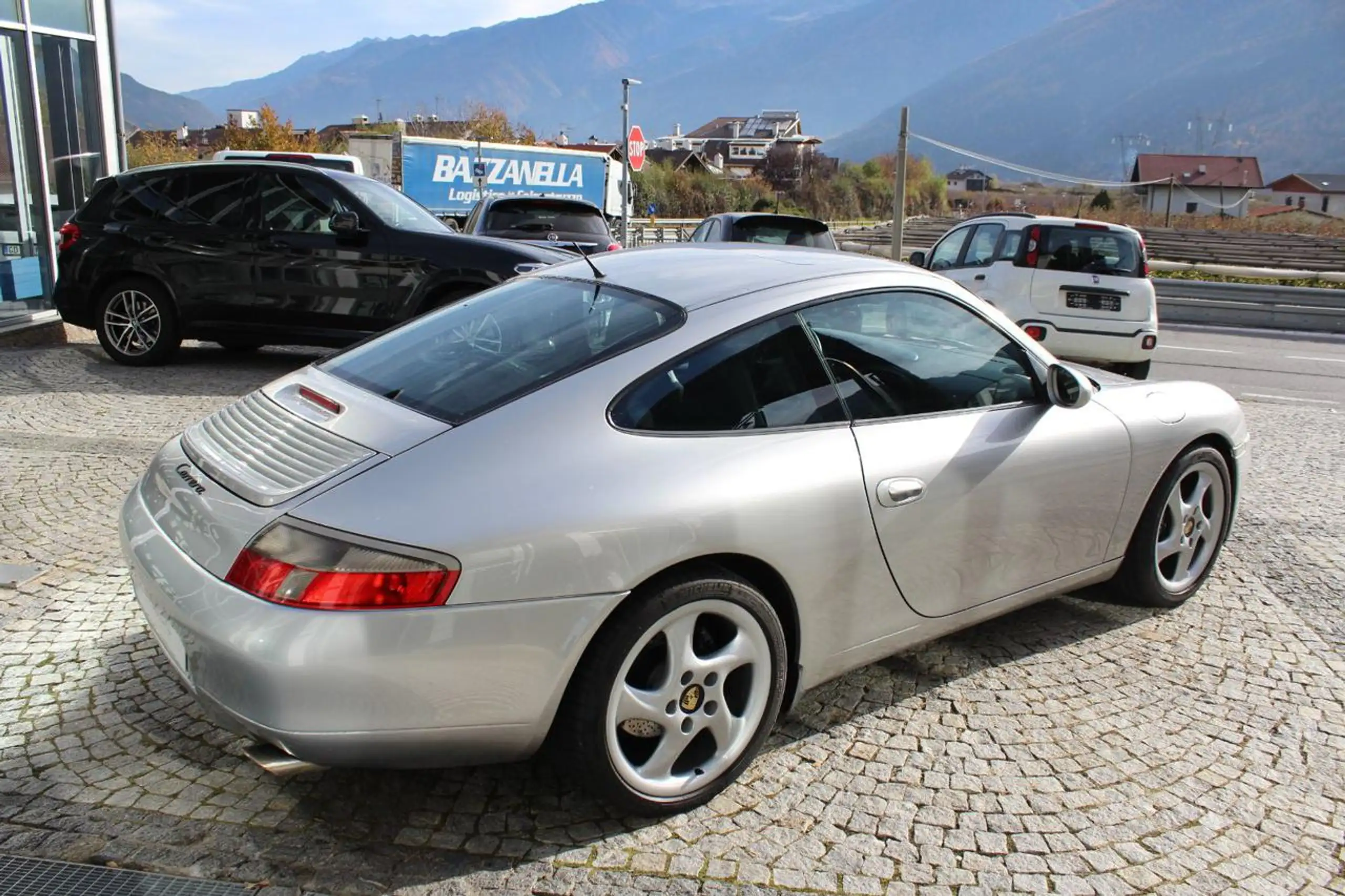 Porsche - 996