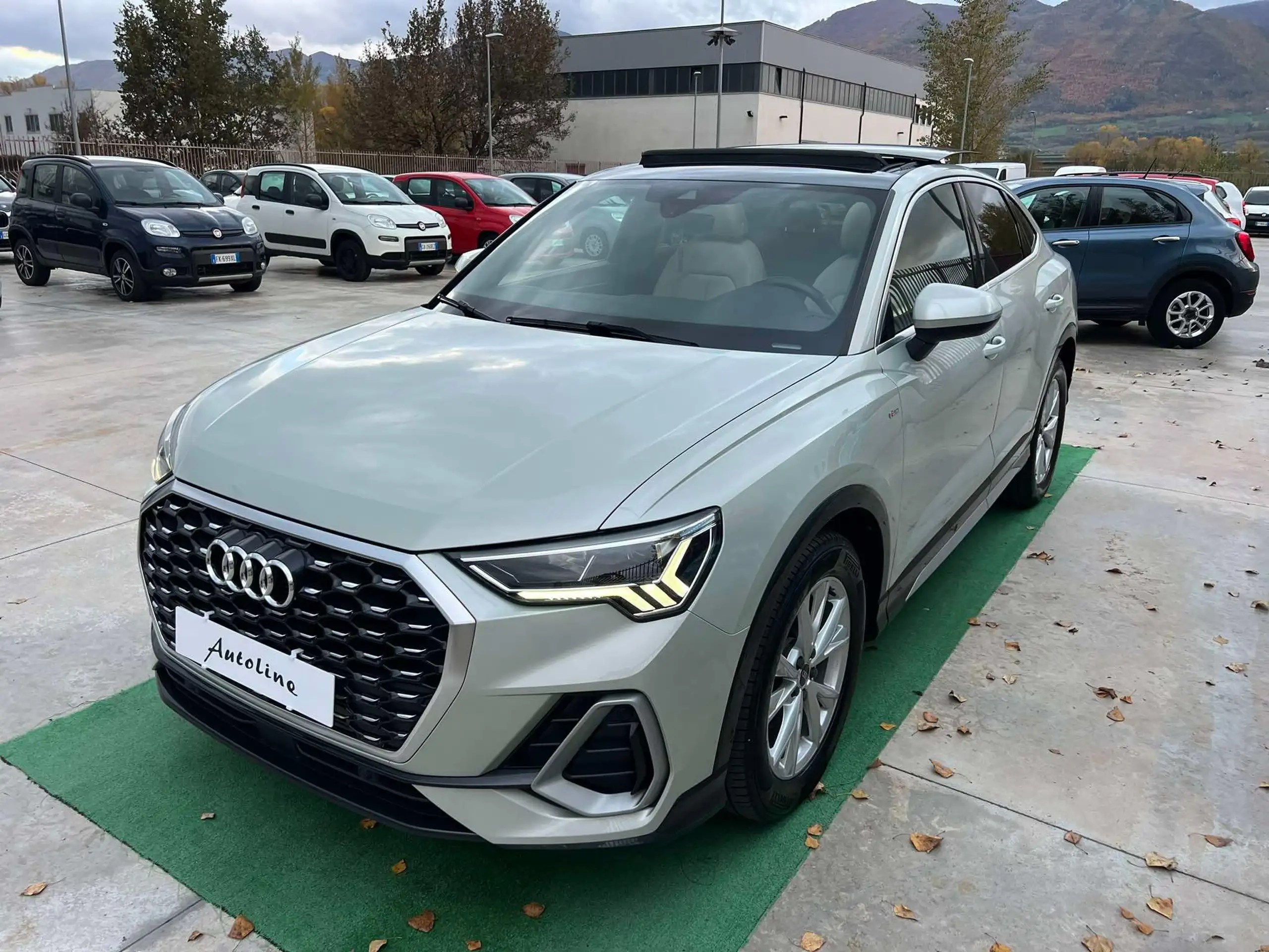 Audi - Q3