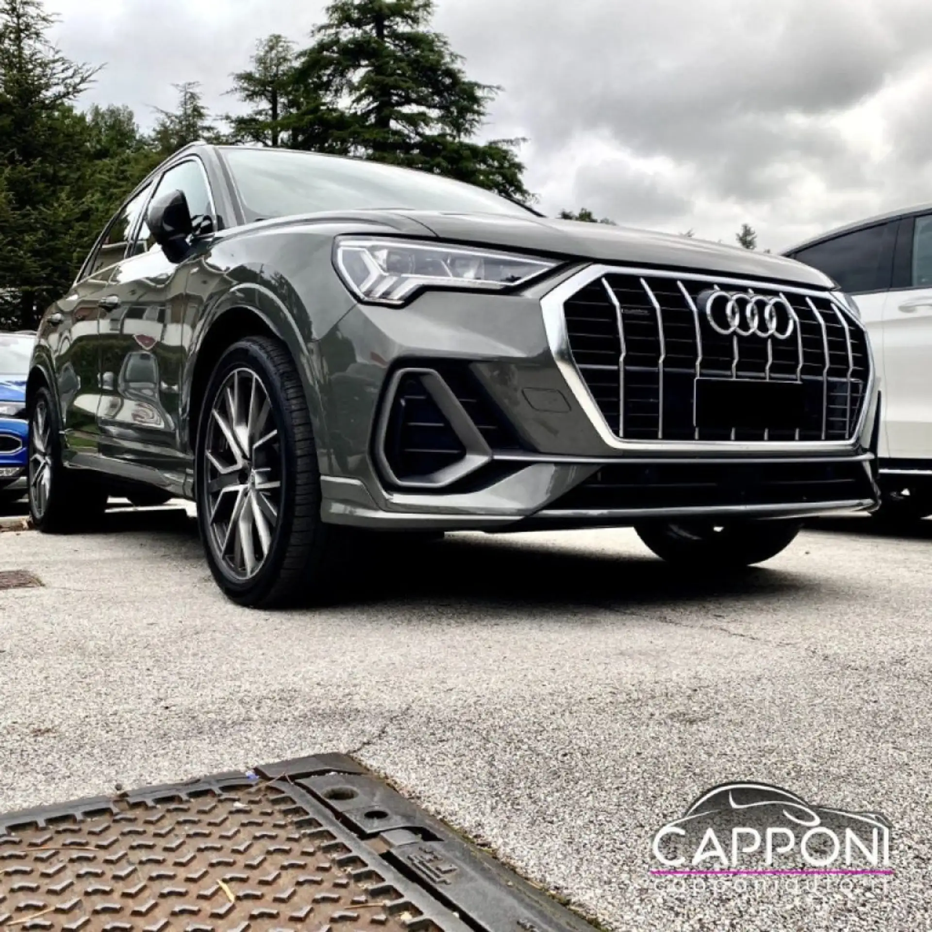 Audi - Q3