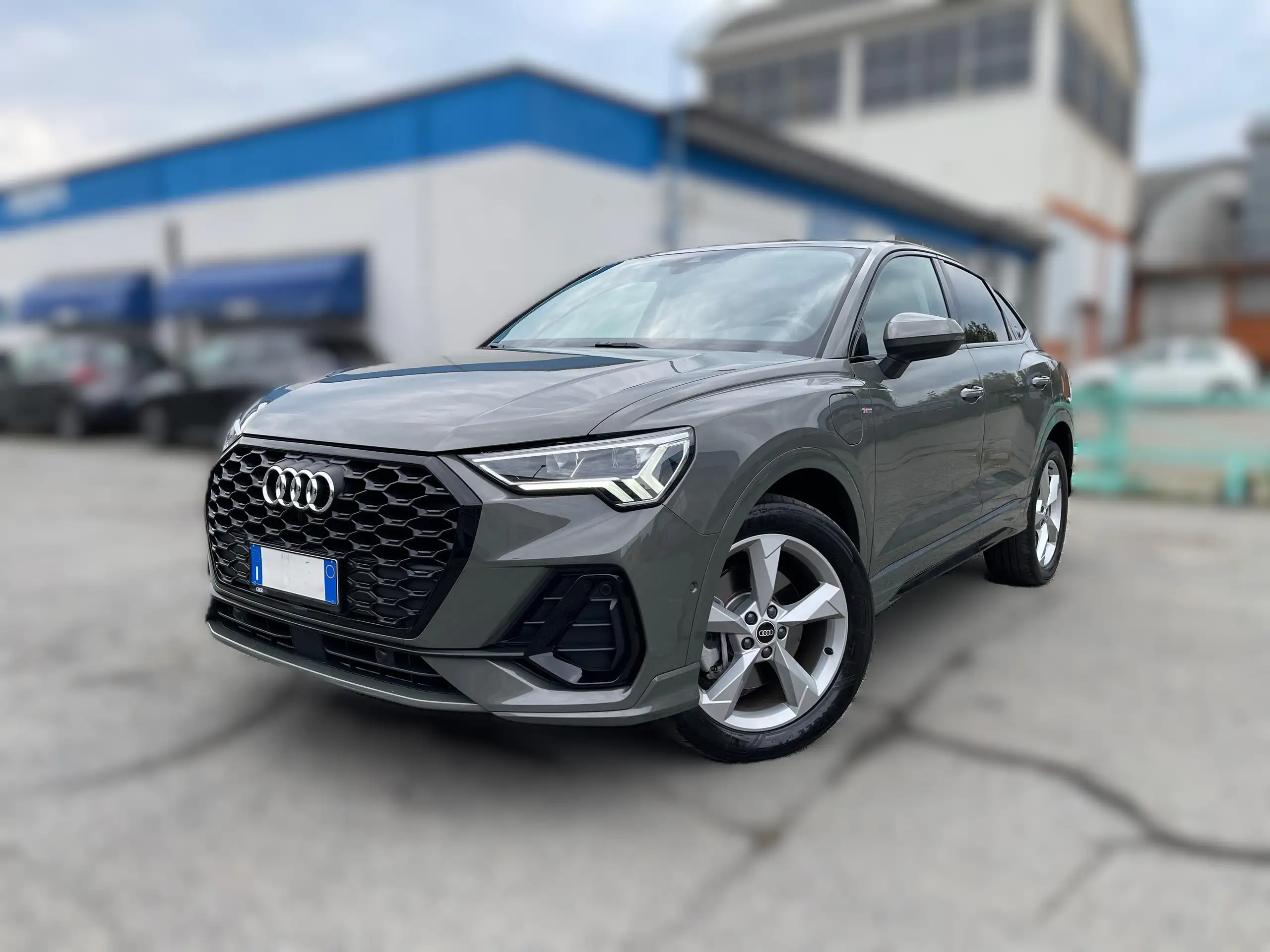 Audi Q3 2021