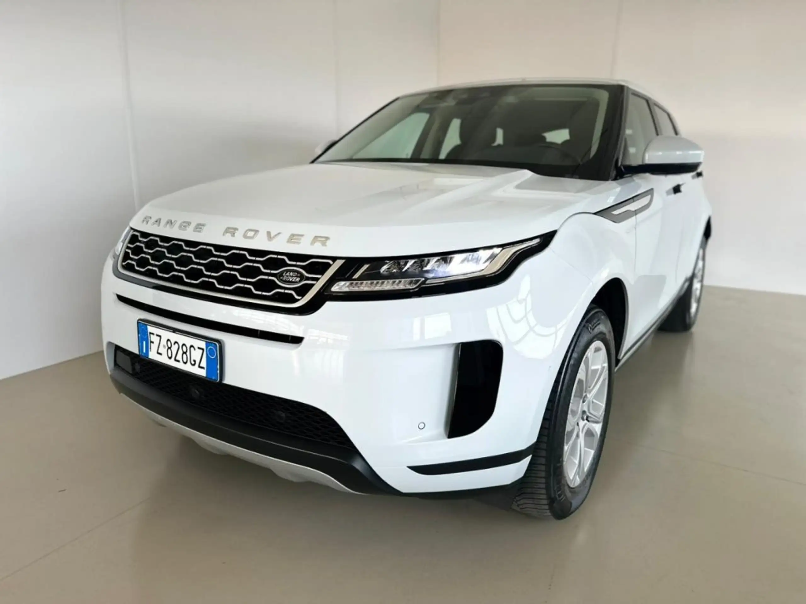 Land Rover - Range Rover Evoque