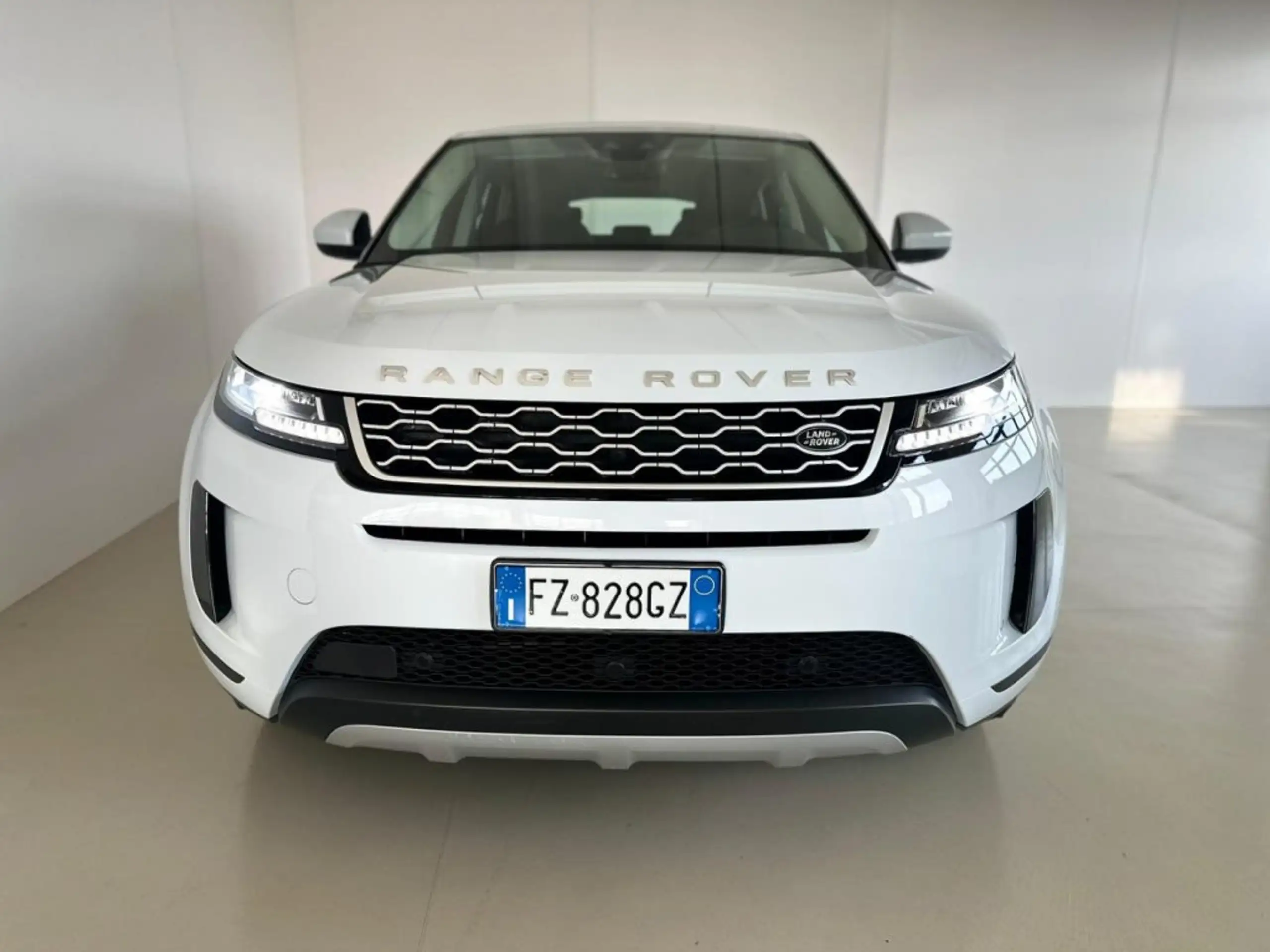 Land Rover - Range Rover Evoque