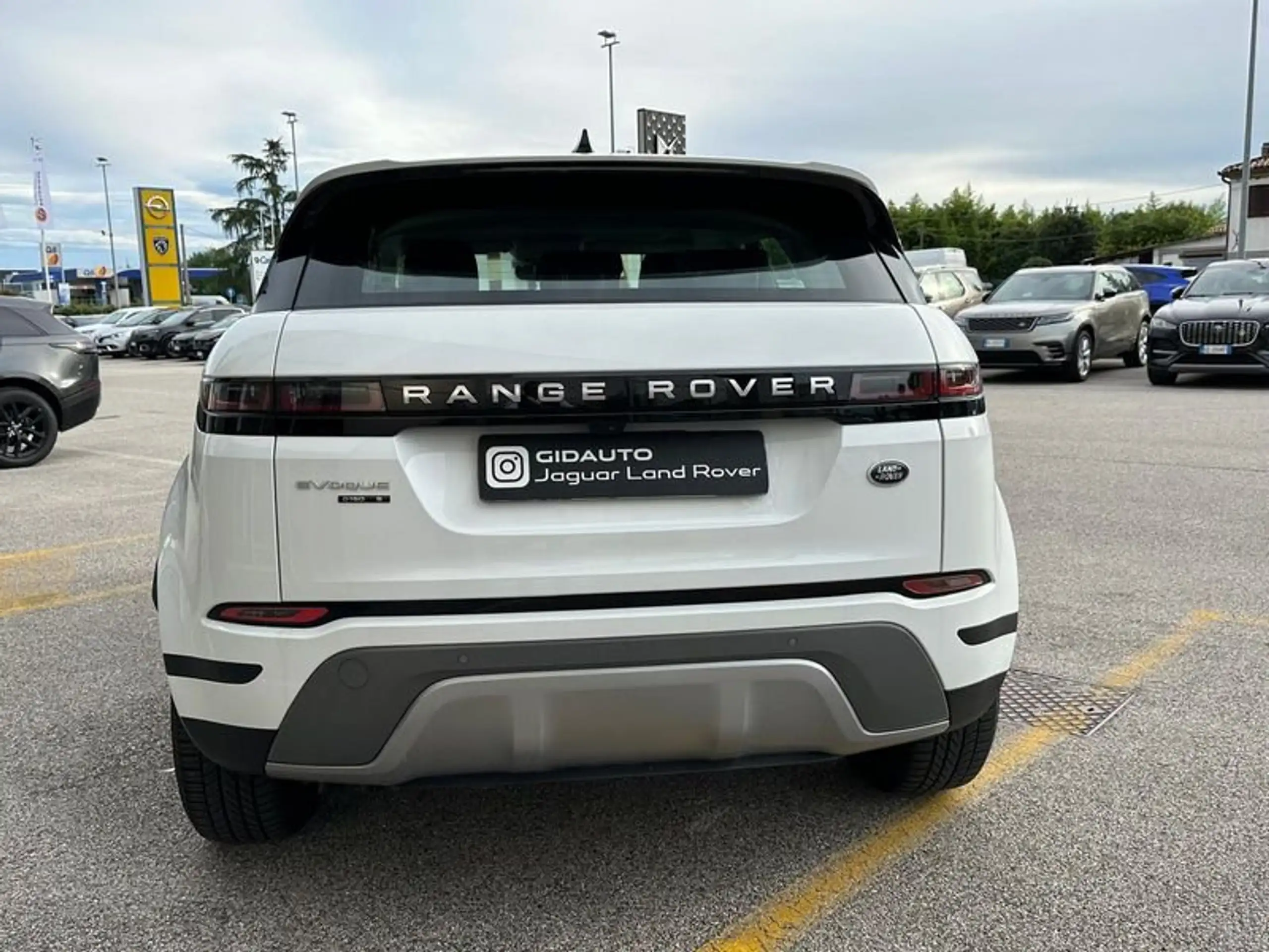 Land Rover - Range Rover Evoque