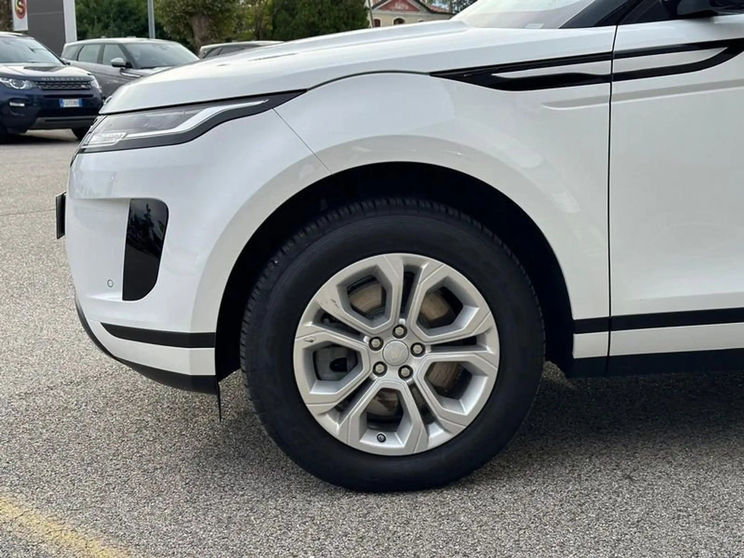 Land Rover - Range Rover Evoque