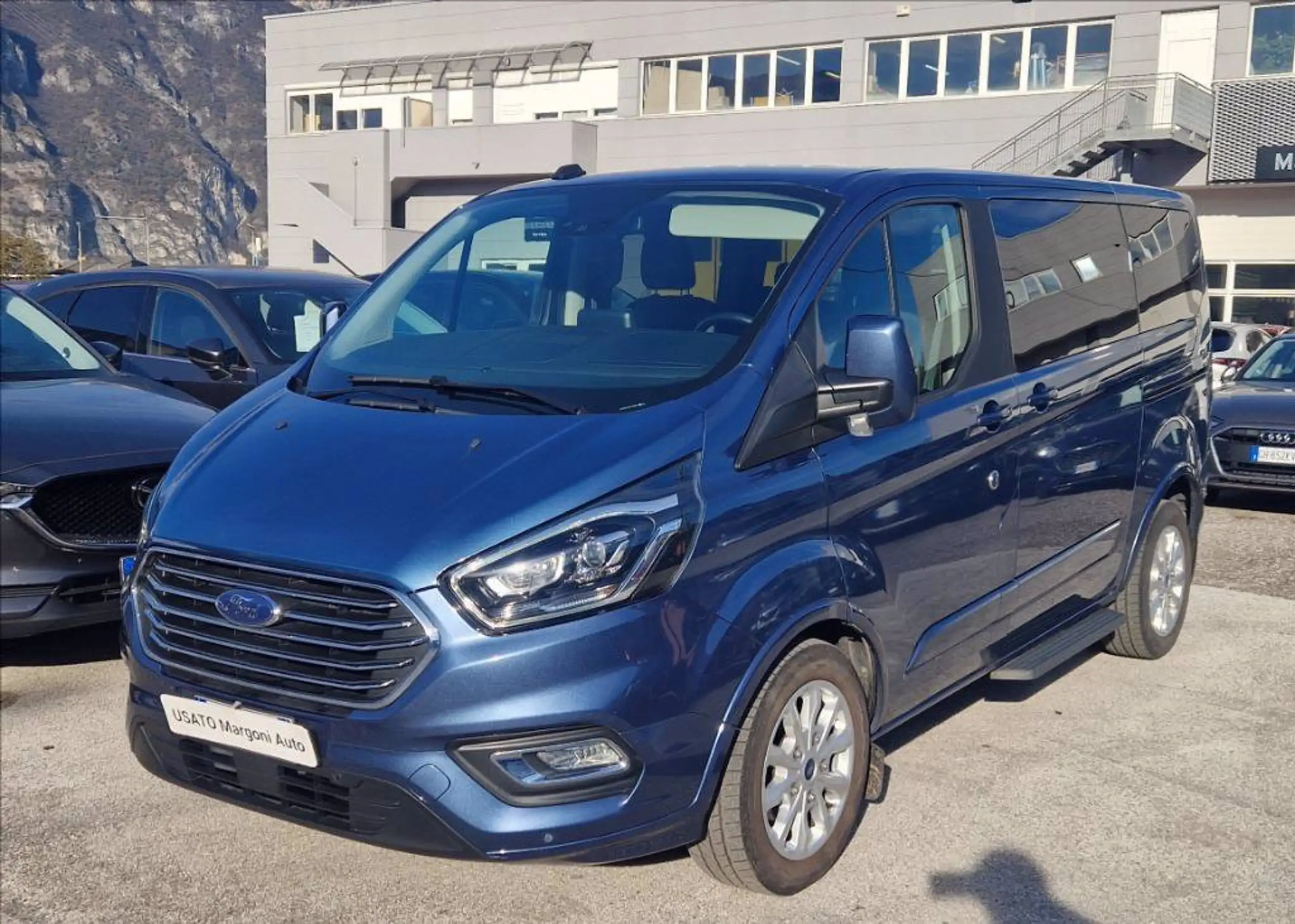 Ford Tourneo Custom 2021