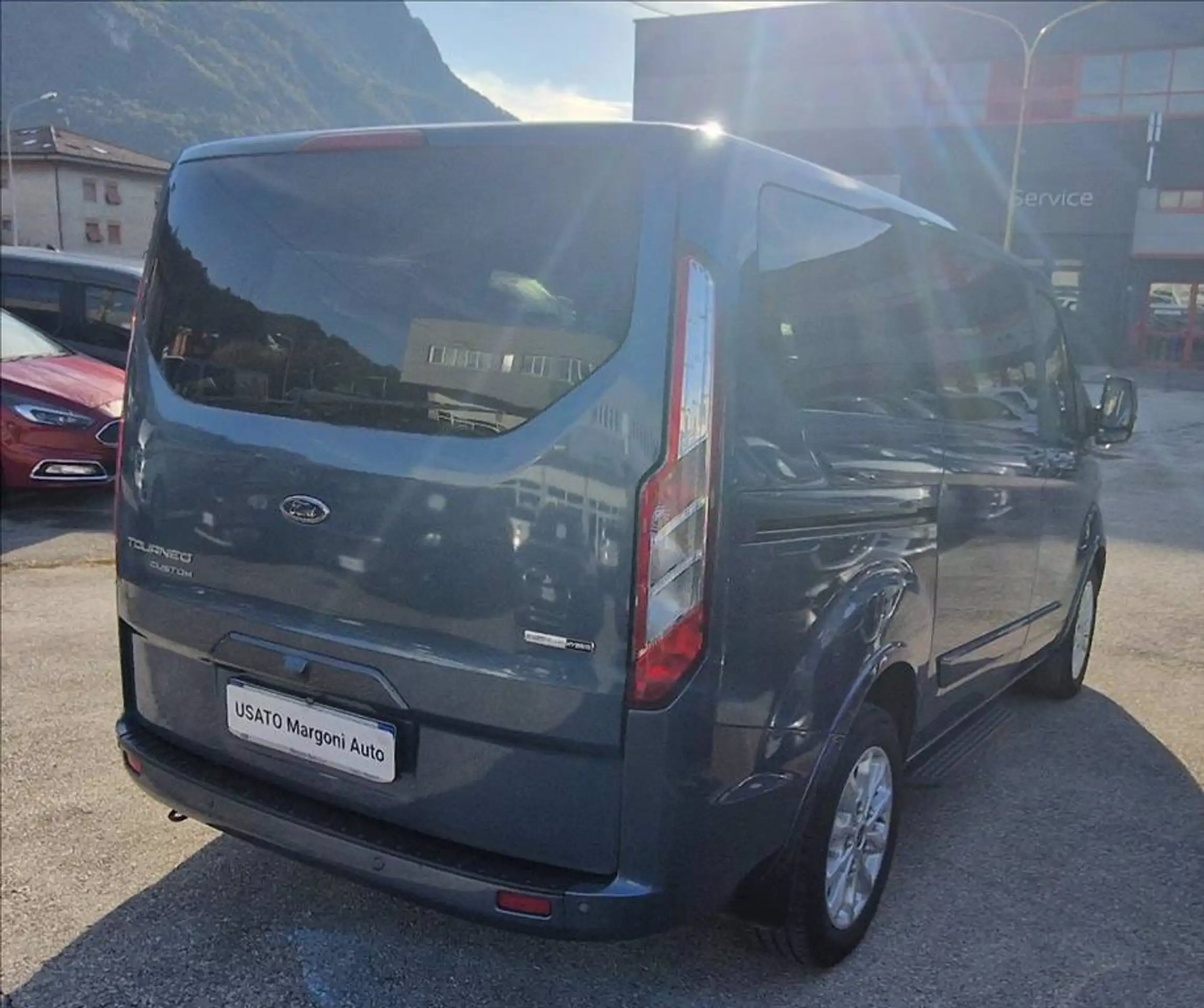 Ford - Tourneo Custom