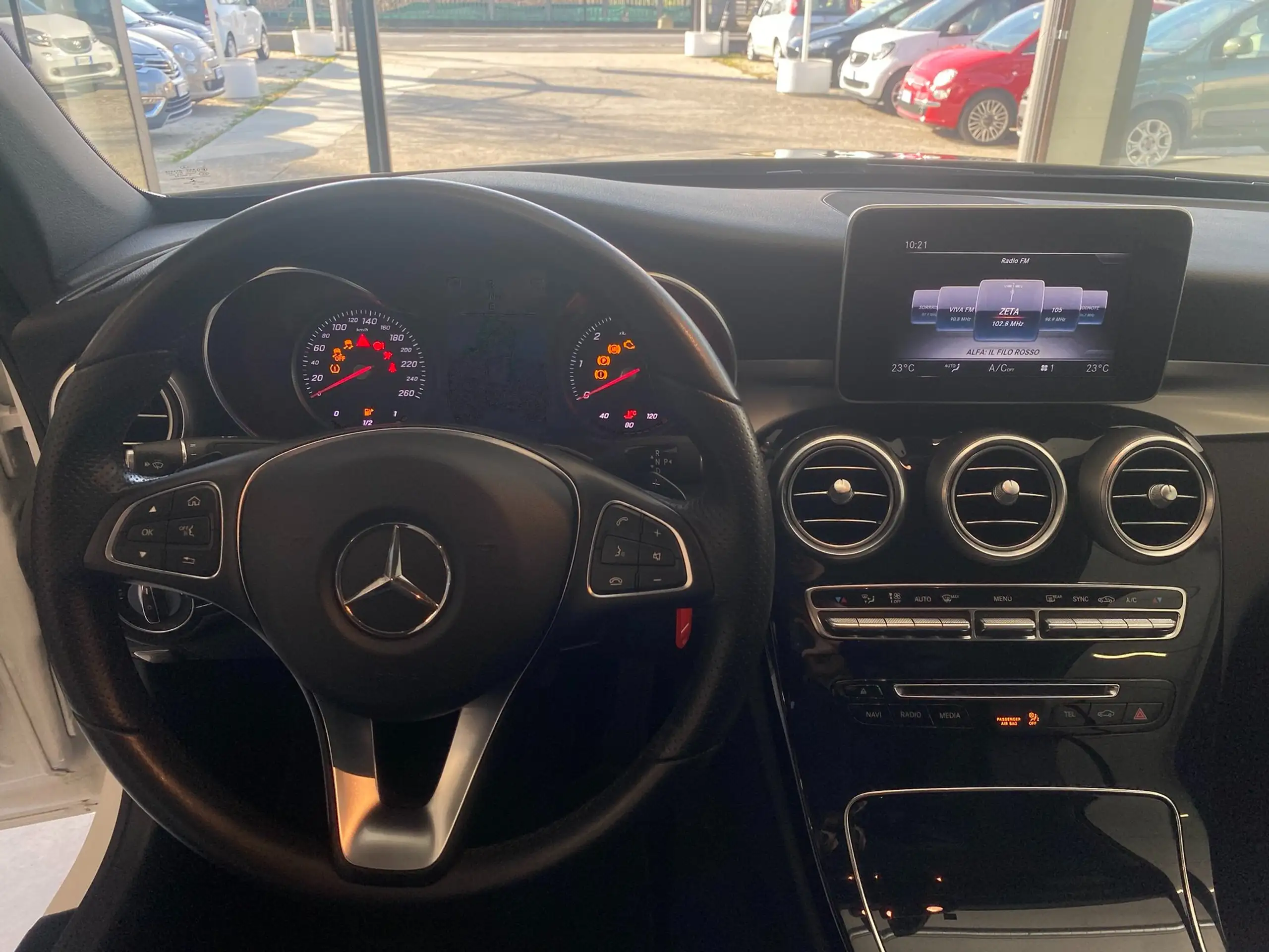 Mercedes-Benz - C 220