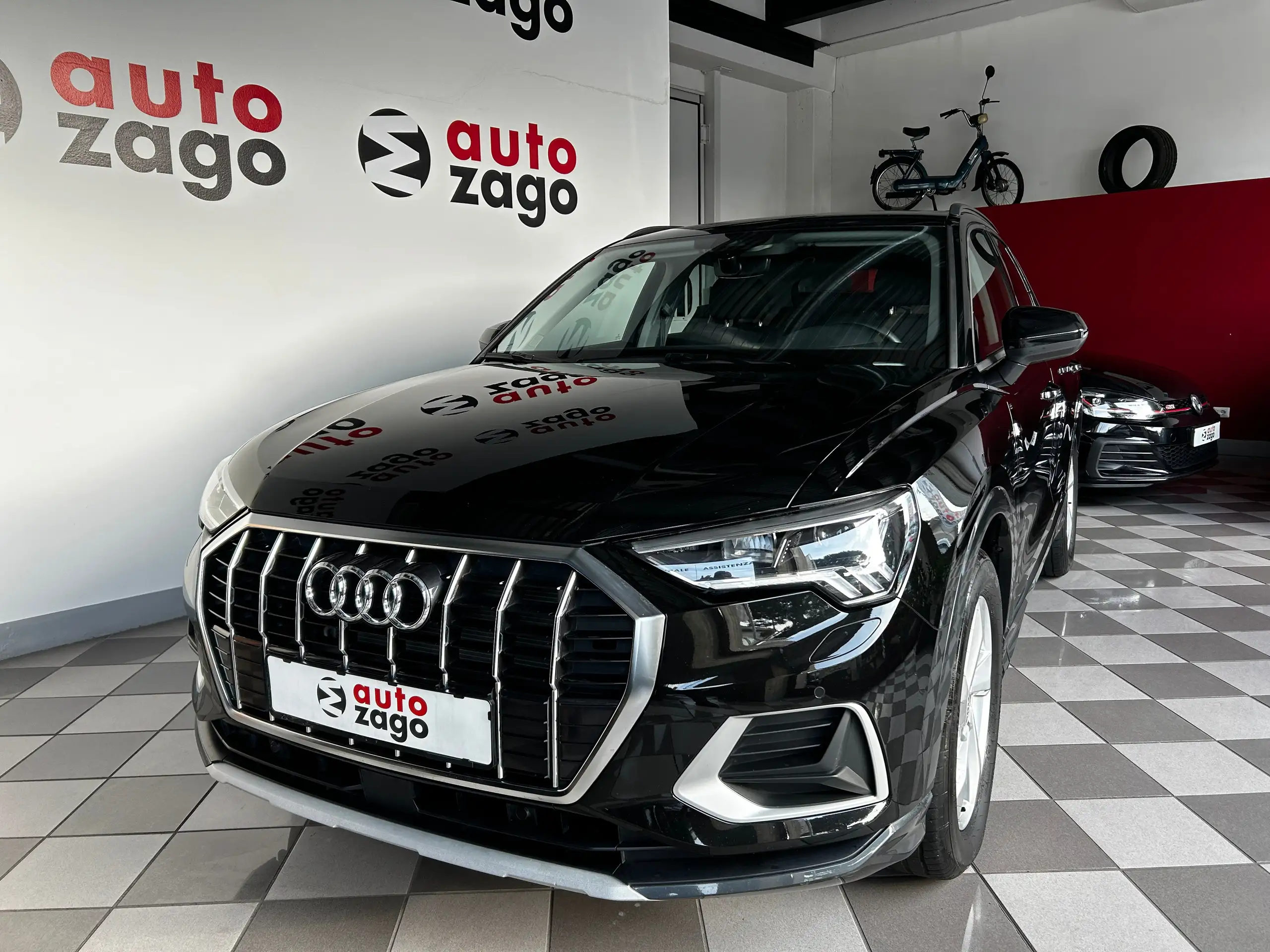 Audi - Q3