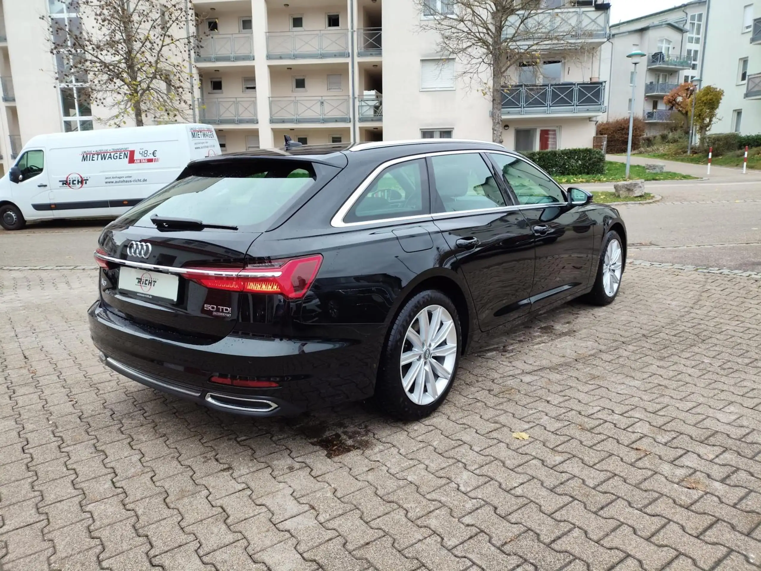 Audi - A6