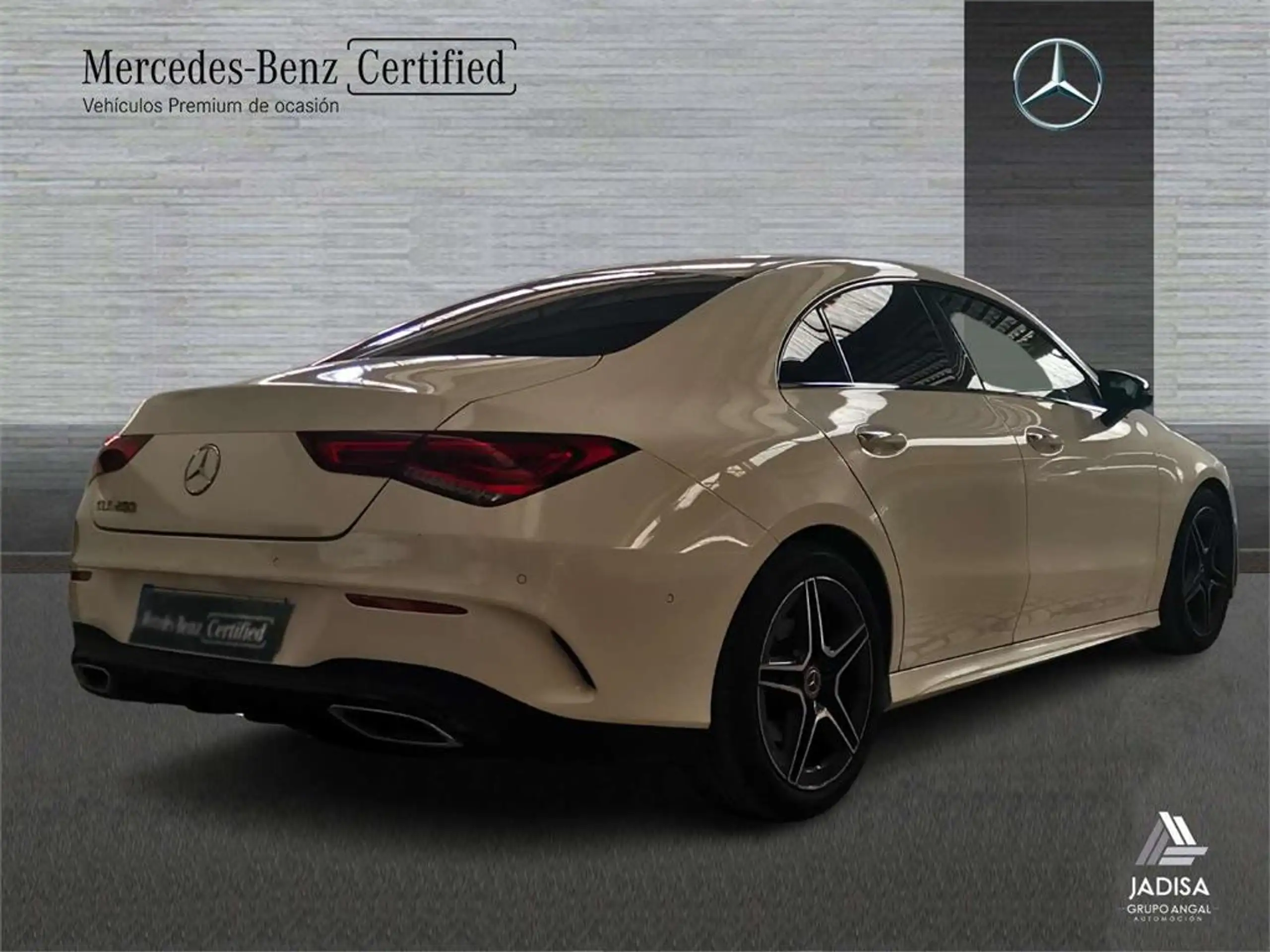 Mercedes-Benz - CLA 200