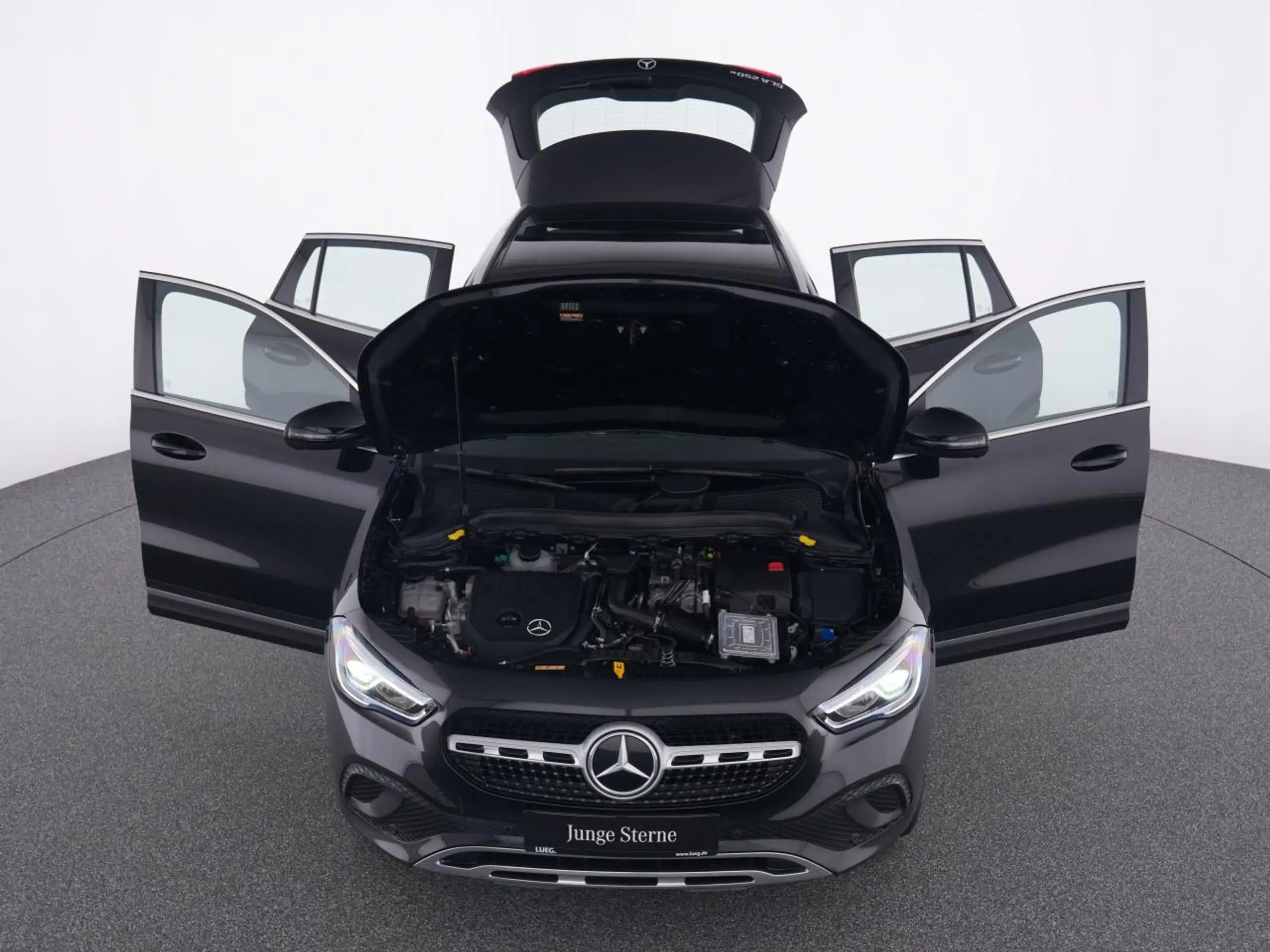 Mercedes-Benz - GLA 250