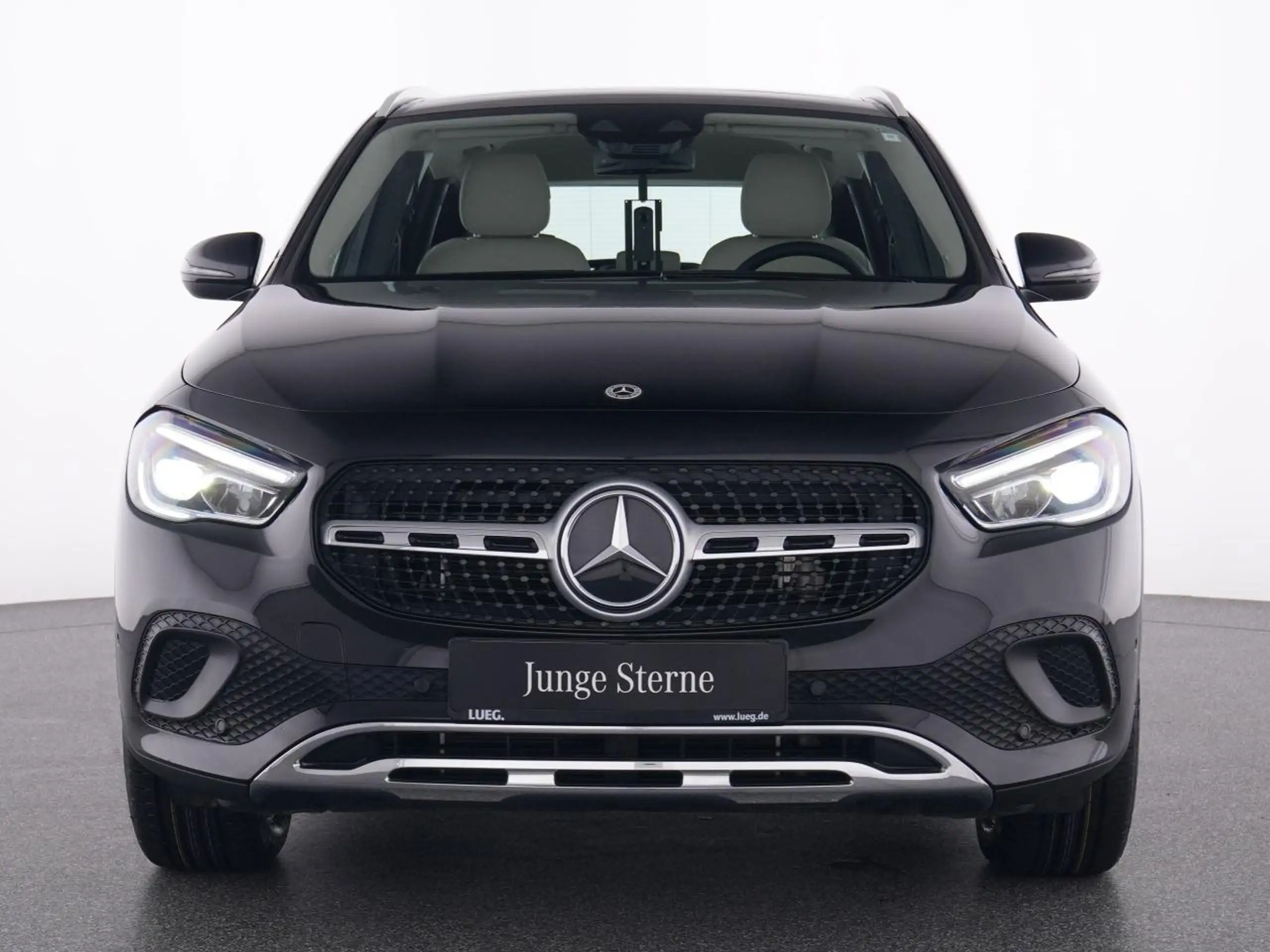 Mercedes-Benz - GLA 250