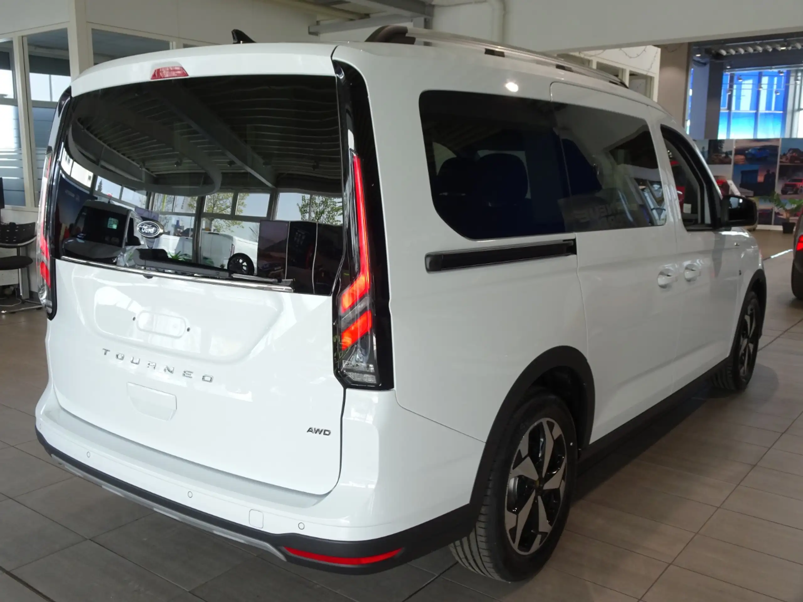 Ford - Tourneo Connect